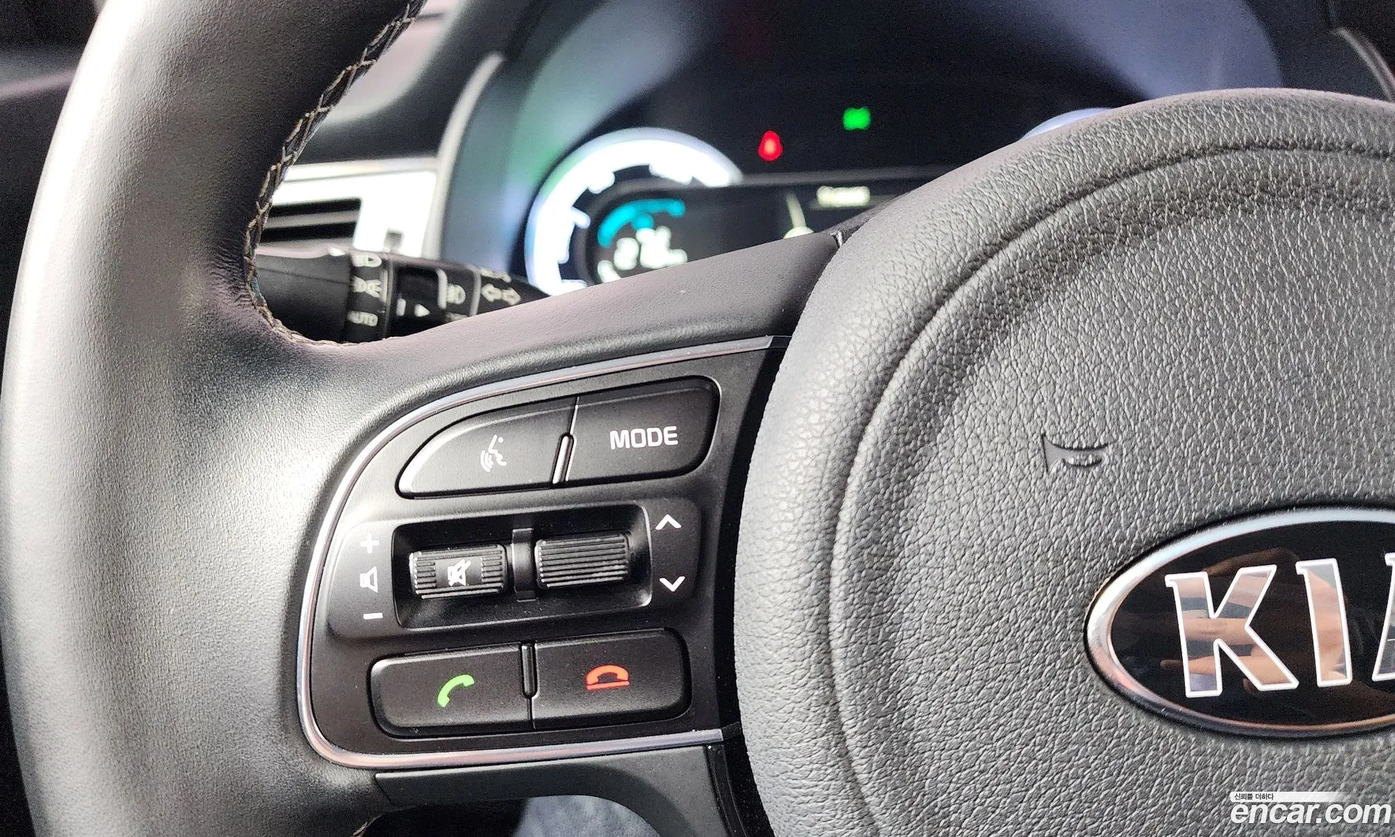 Kia Niro 2016 — 24