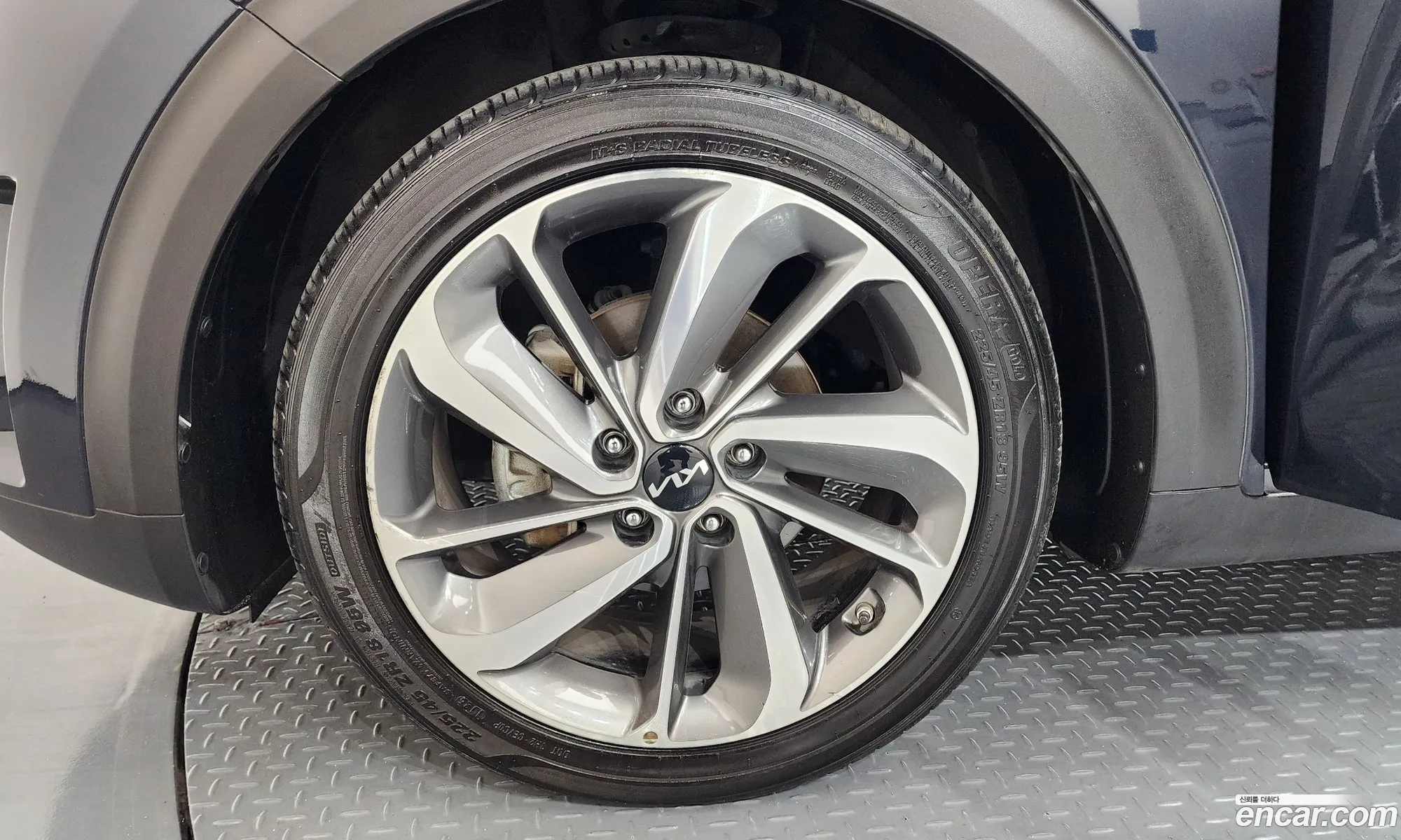Kia Niro 2016 — 27