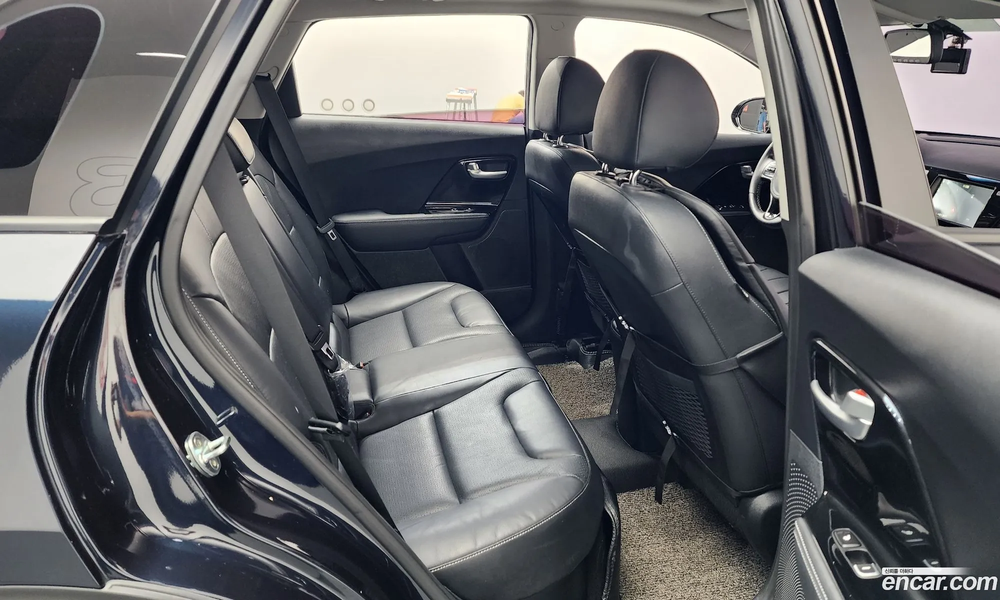 Kia Niro 2016 — 20