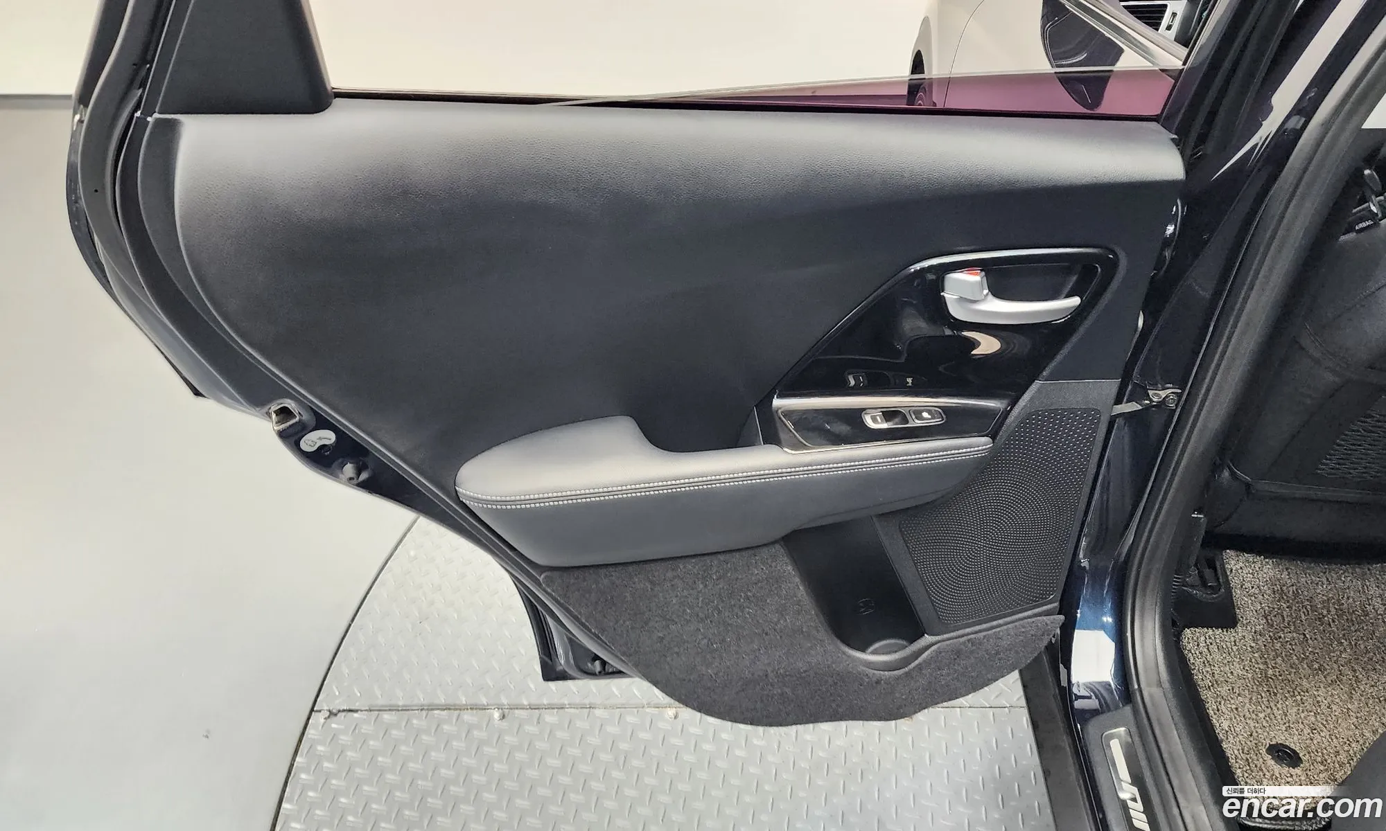 Kia Niro 2016 — 23