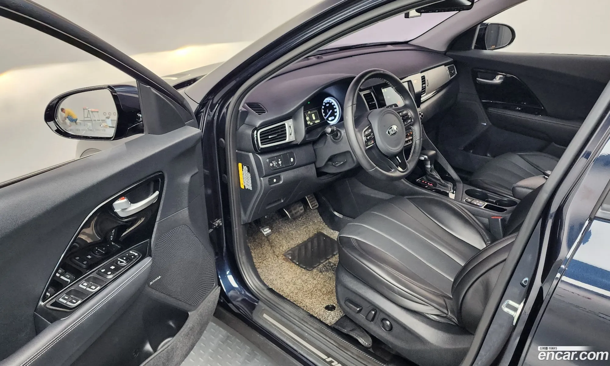 Kia Niro 2016 — 16