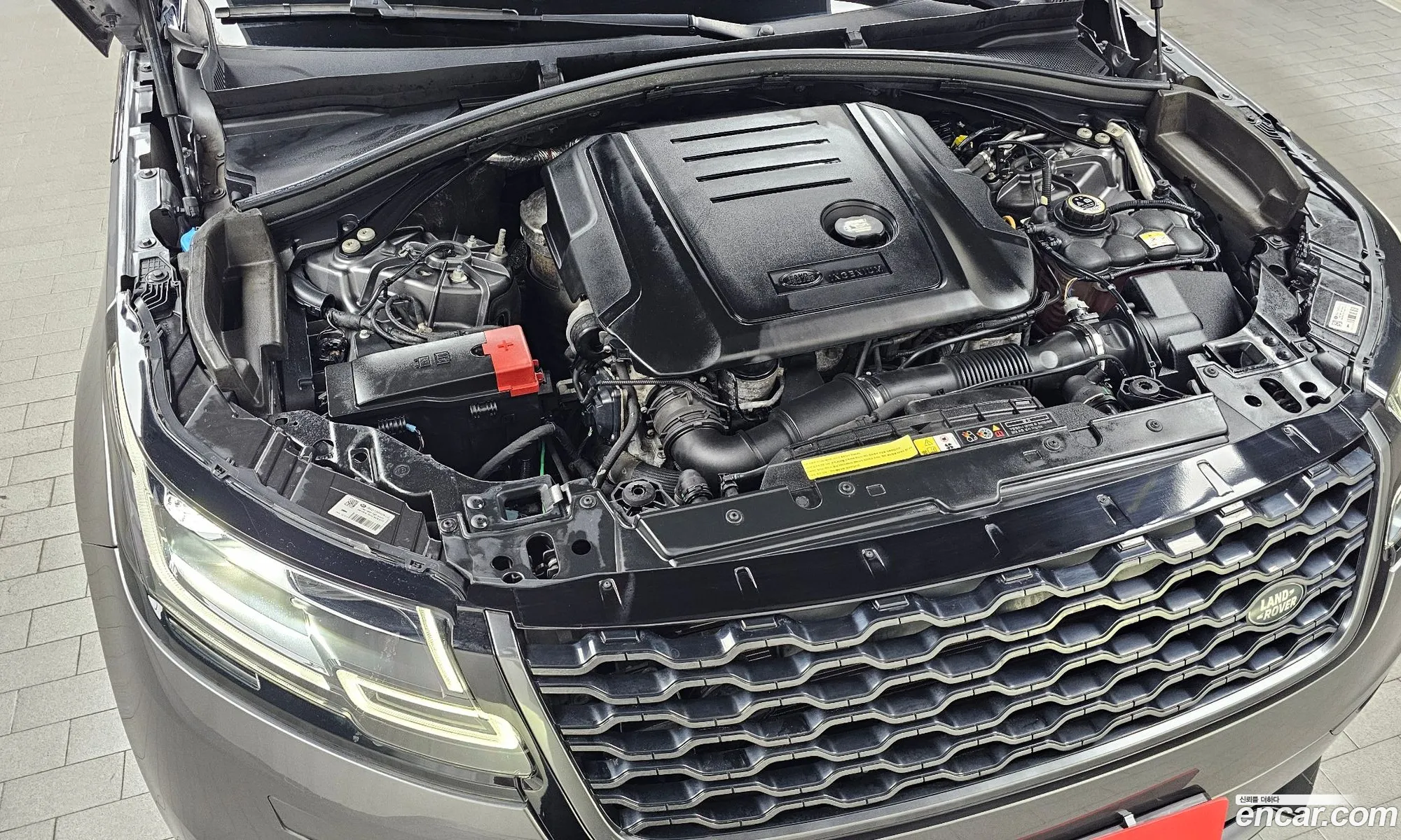 Land Rover Range Rover Velar 2019 — 3