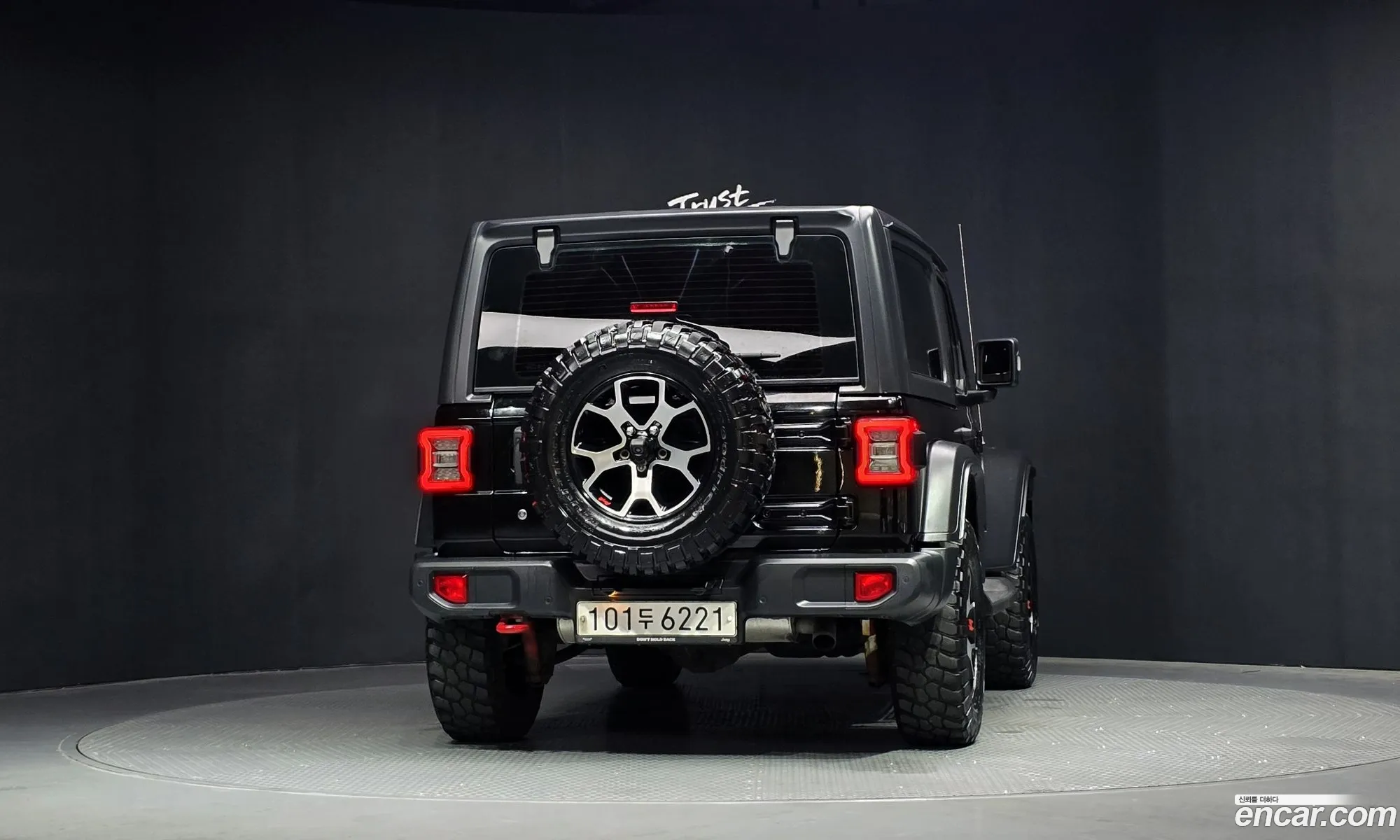 Jeep Wrangler 2020 — 30