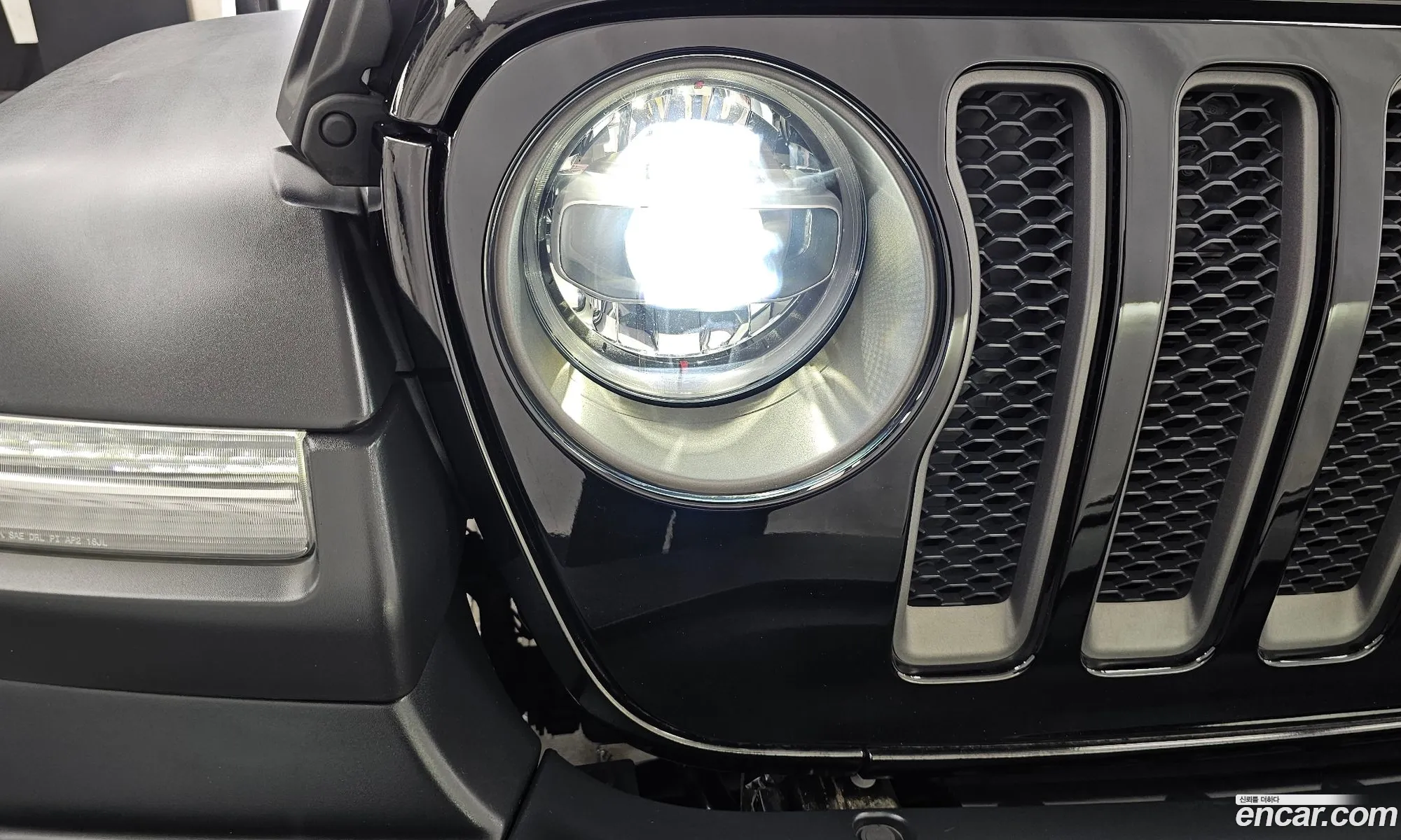 Jeep Wrangler 2020 — 32