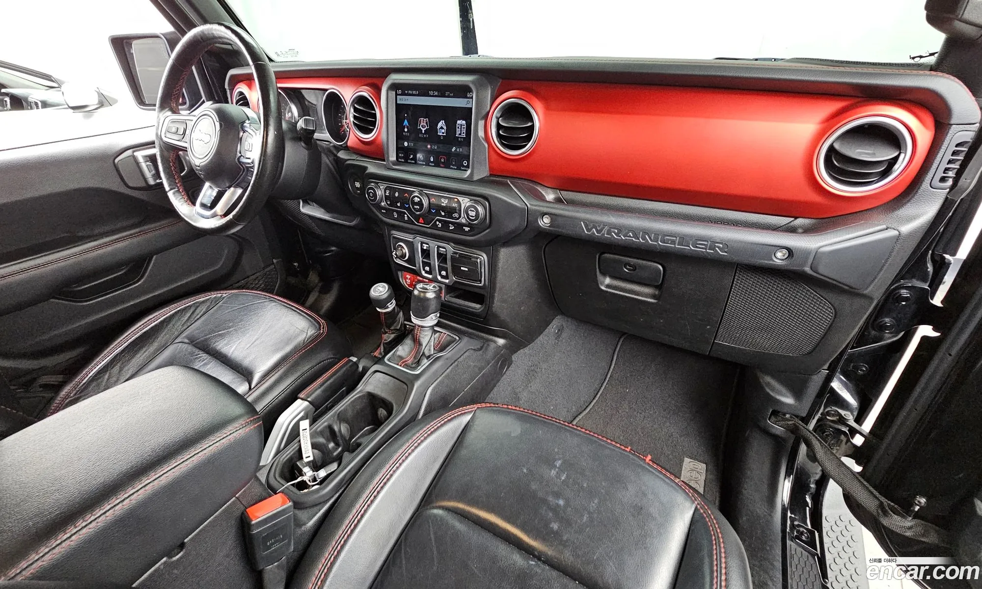 Jeep Wrangler 2020 — 25