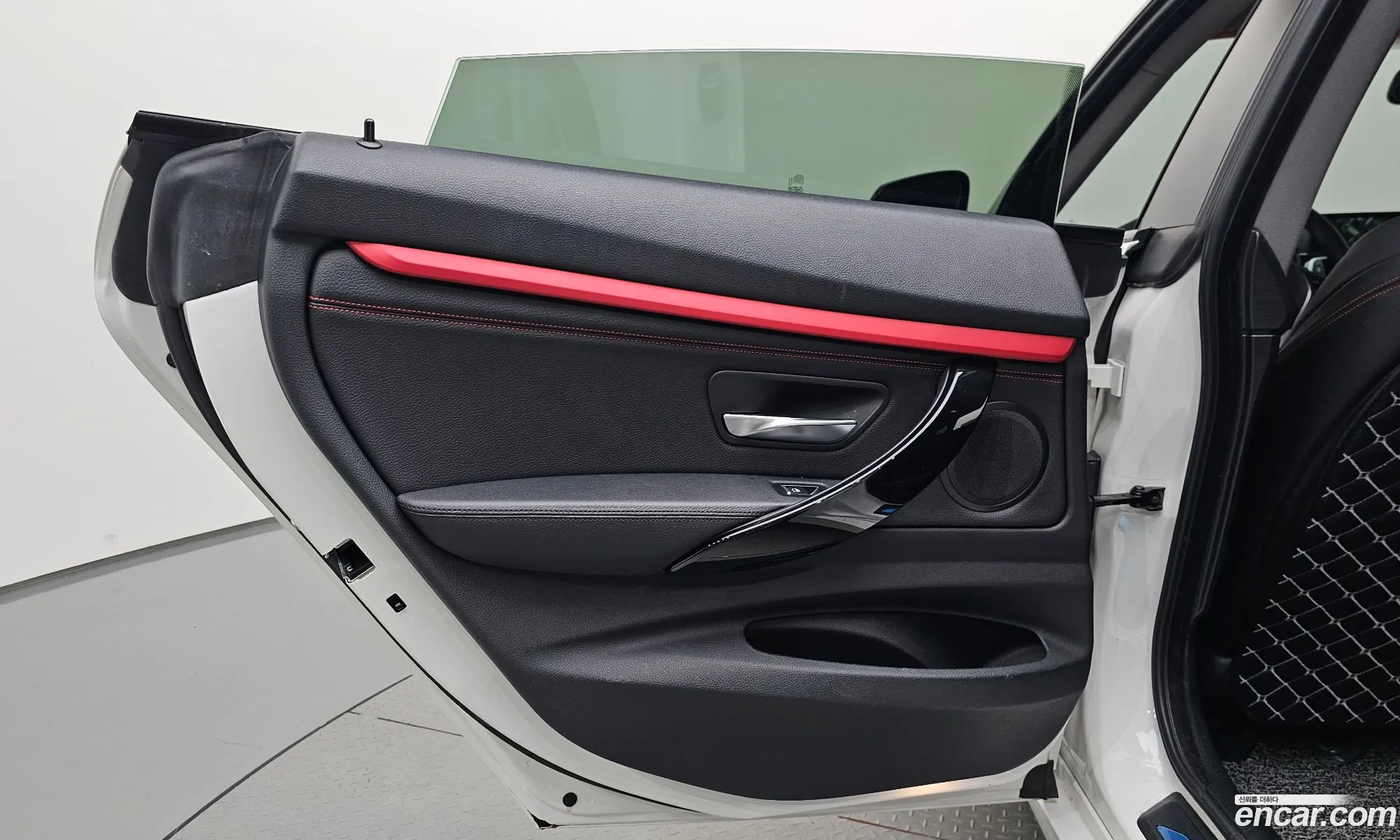 BMW 3 Series GT 2018 — 24