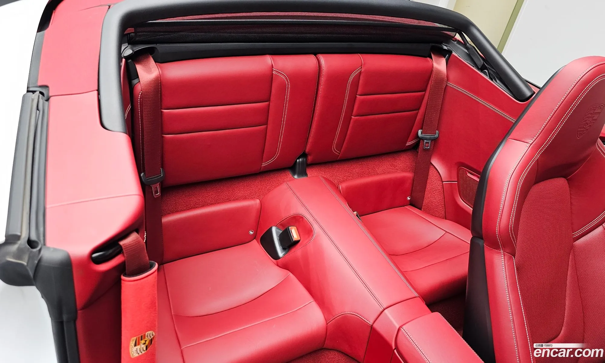 Porsche 911 2024 — 2