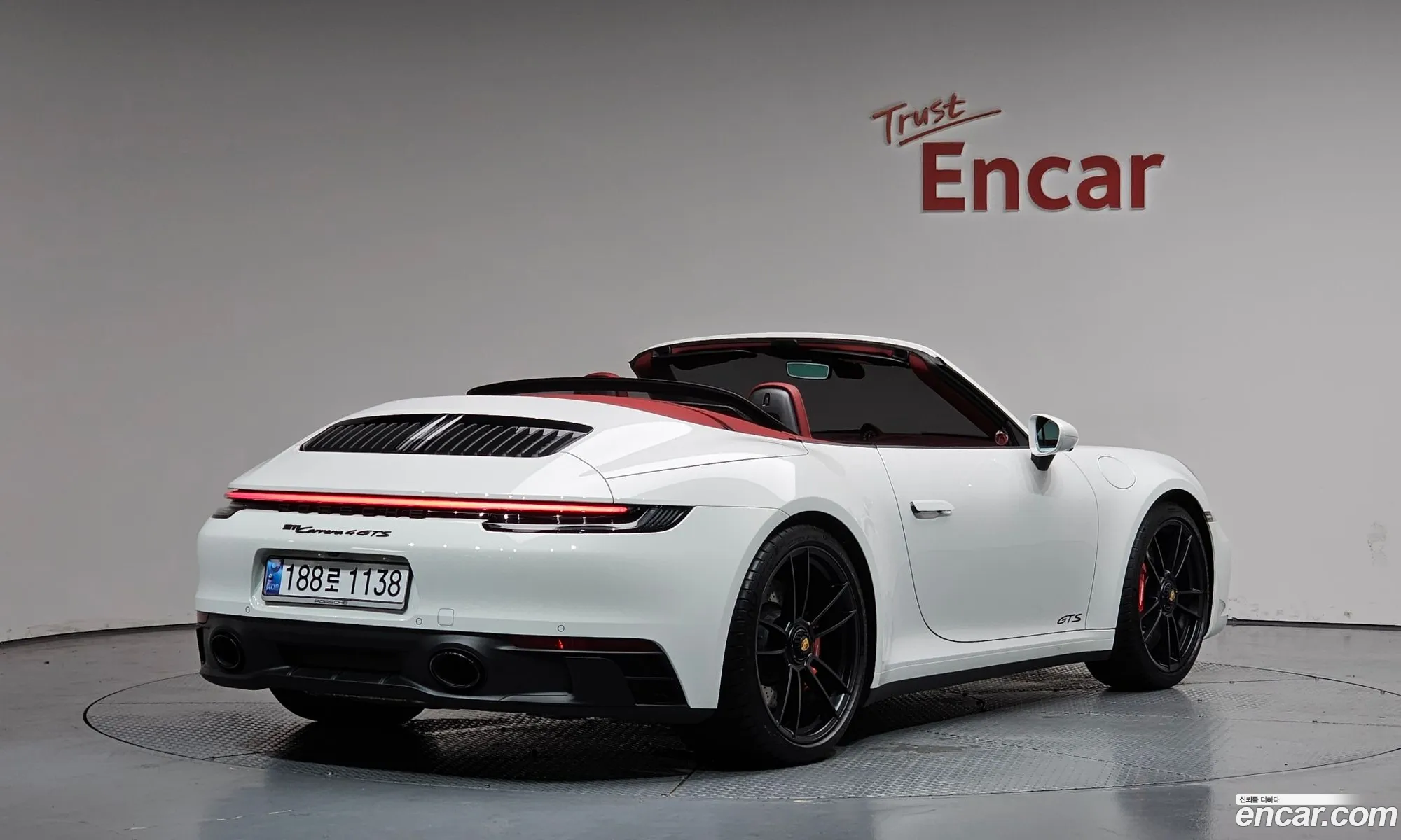 Porsche 911 2024 — 19
