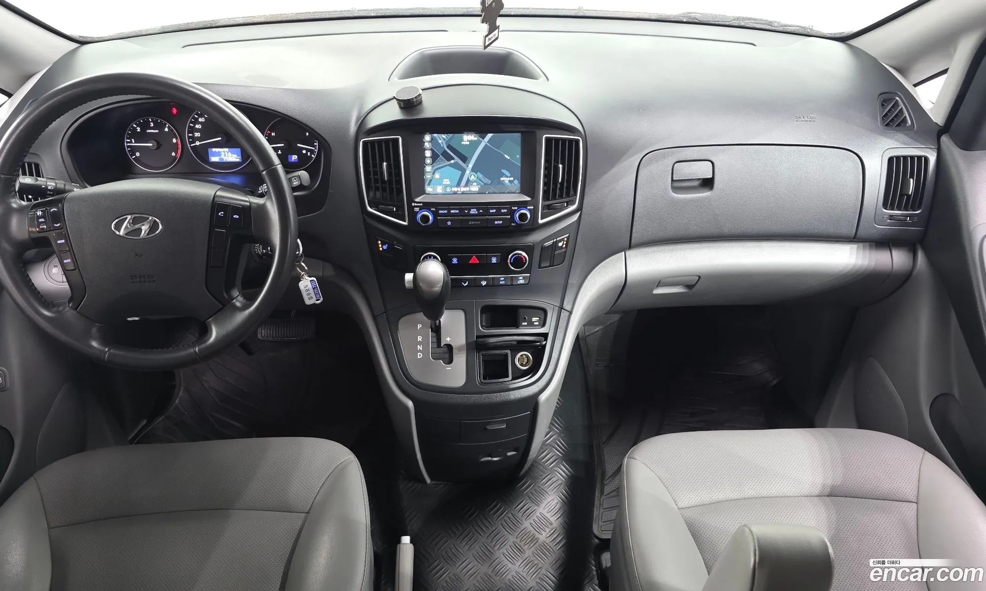 Hyundai Grand Starex 2019 — 3