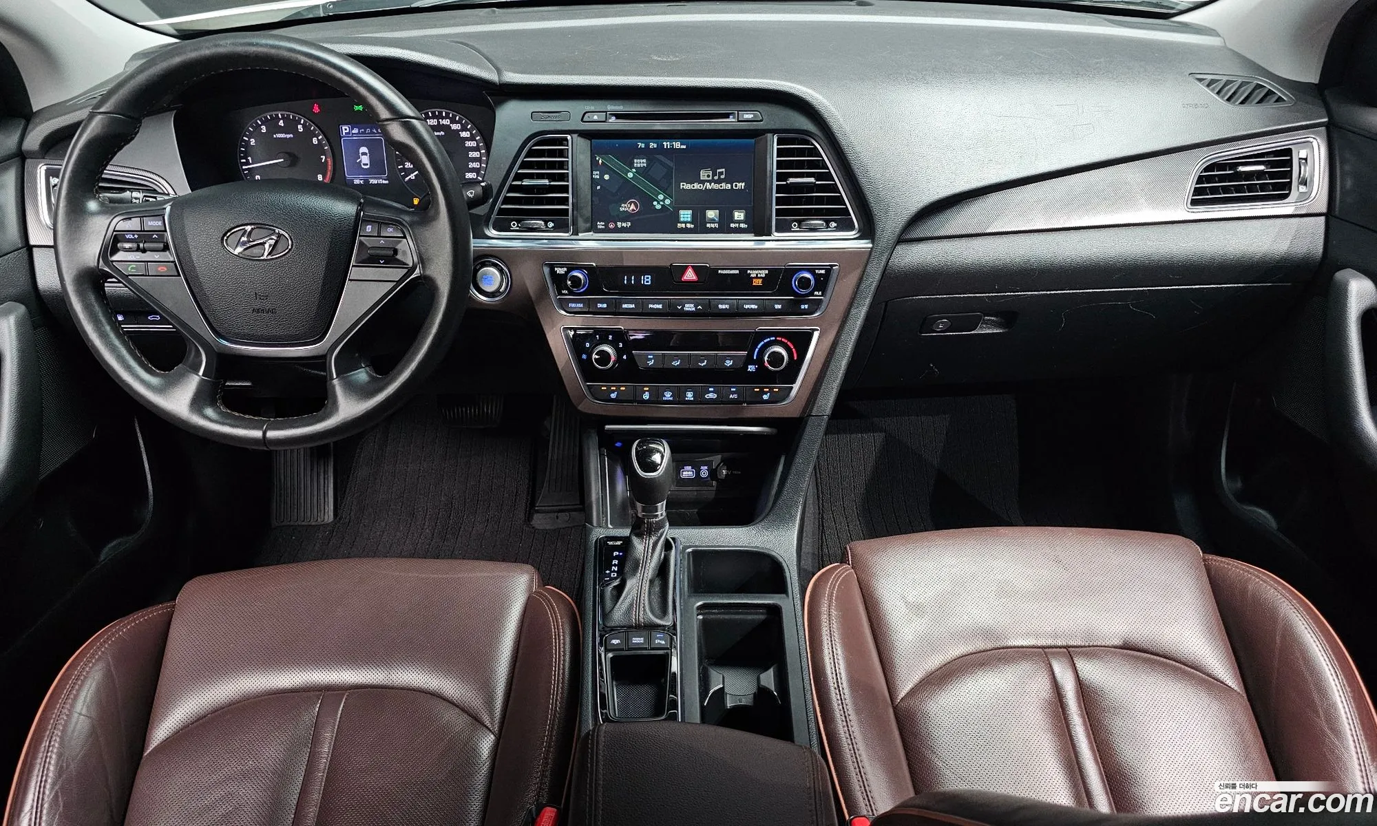 Hyundai LF Sonata 2016 — 19