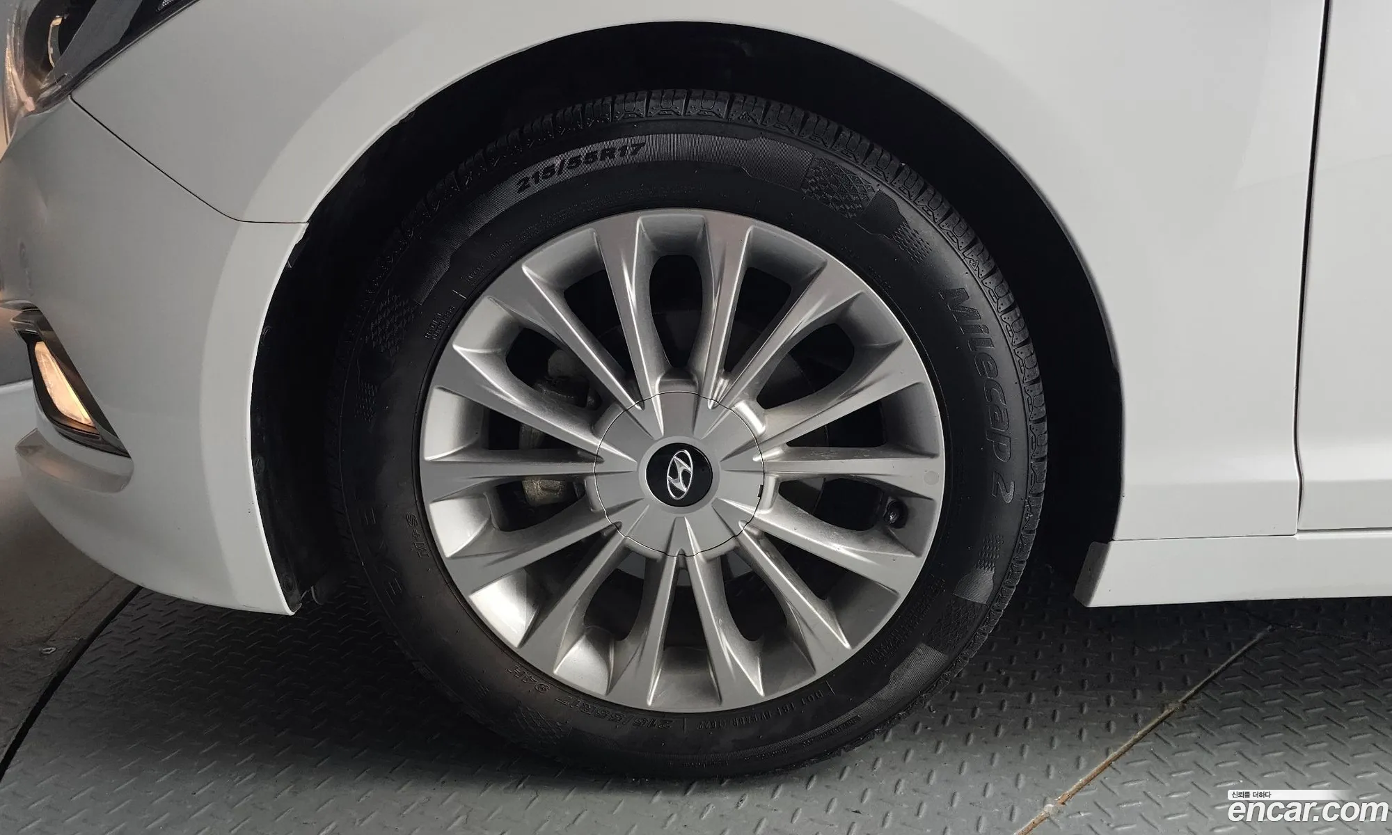 Hyundai LF Sonata 2016 — 9