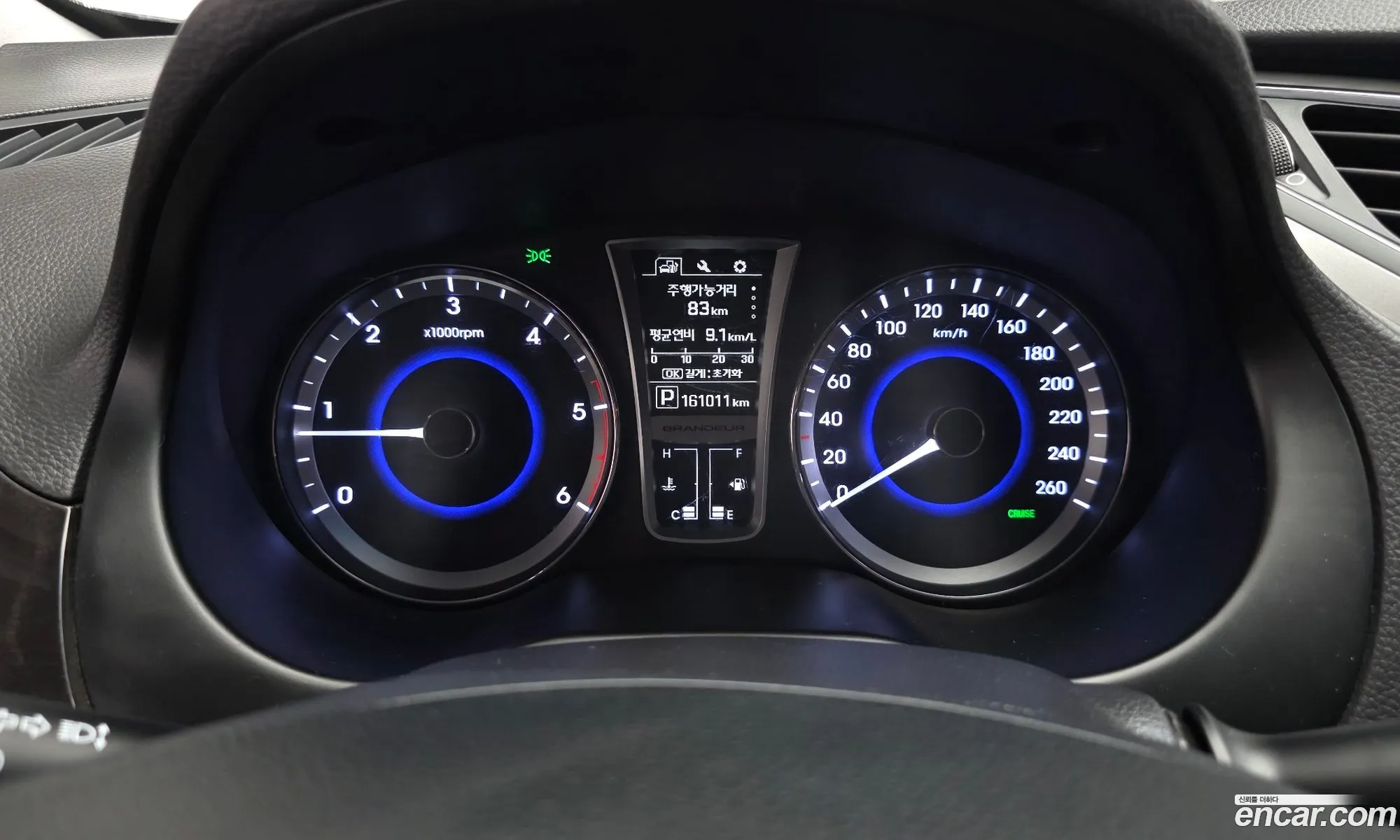 Hyundai Grandeur HG 2014 — 27