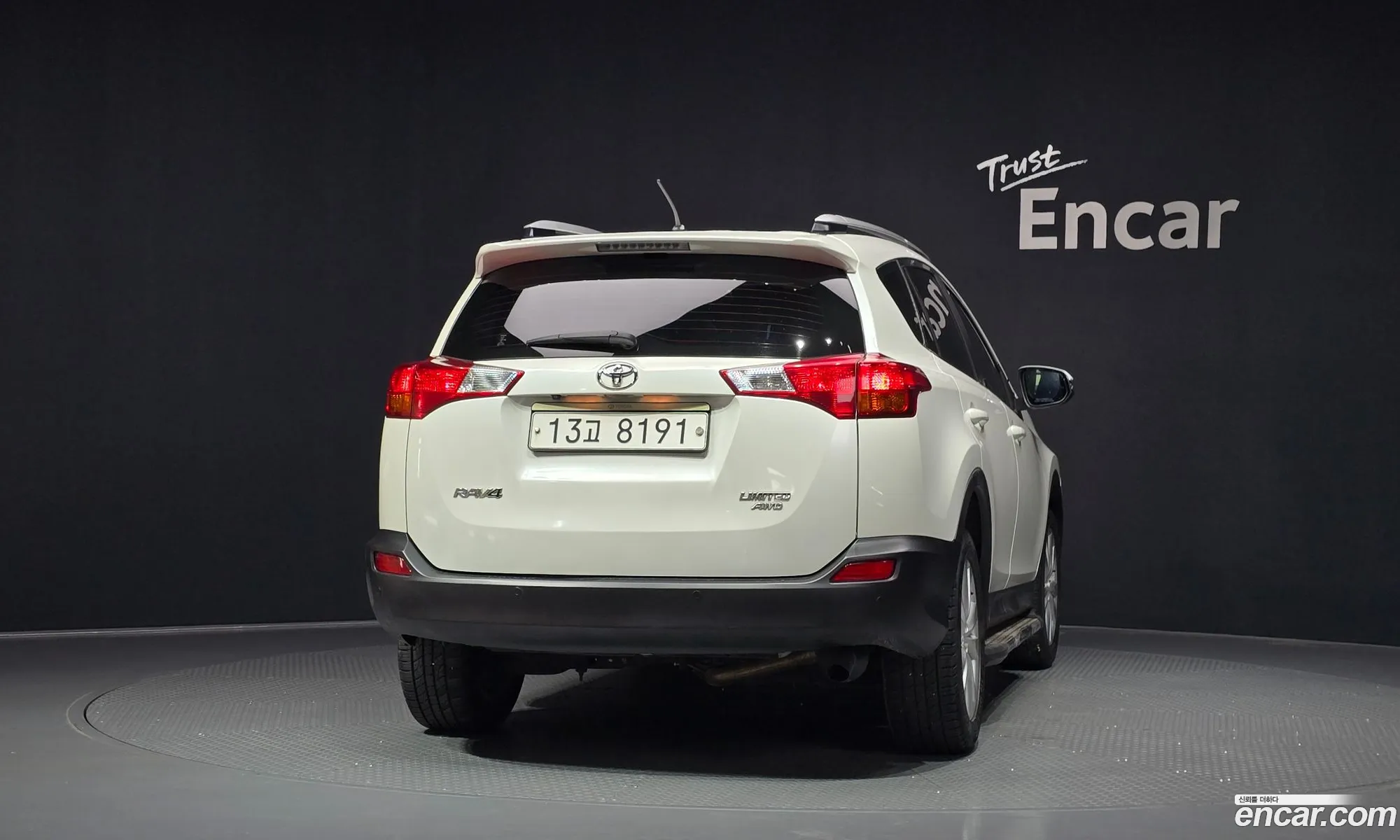 Toyota RAV4 2014 JTMDFREV8ED086389 — 18