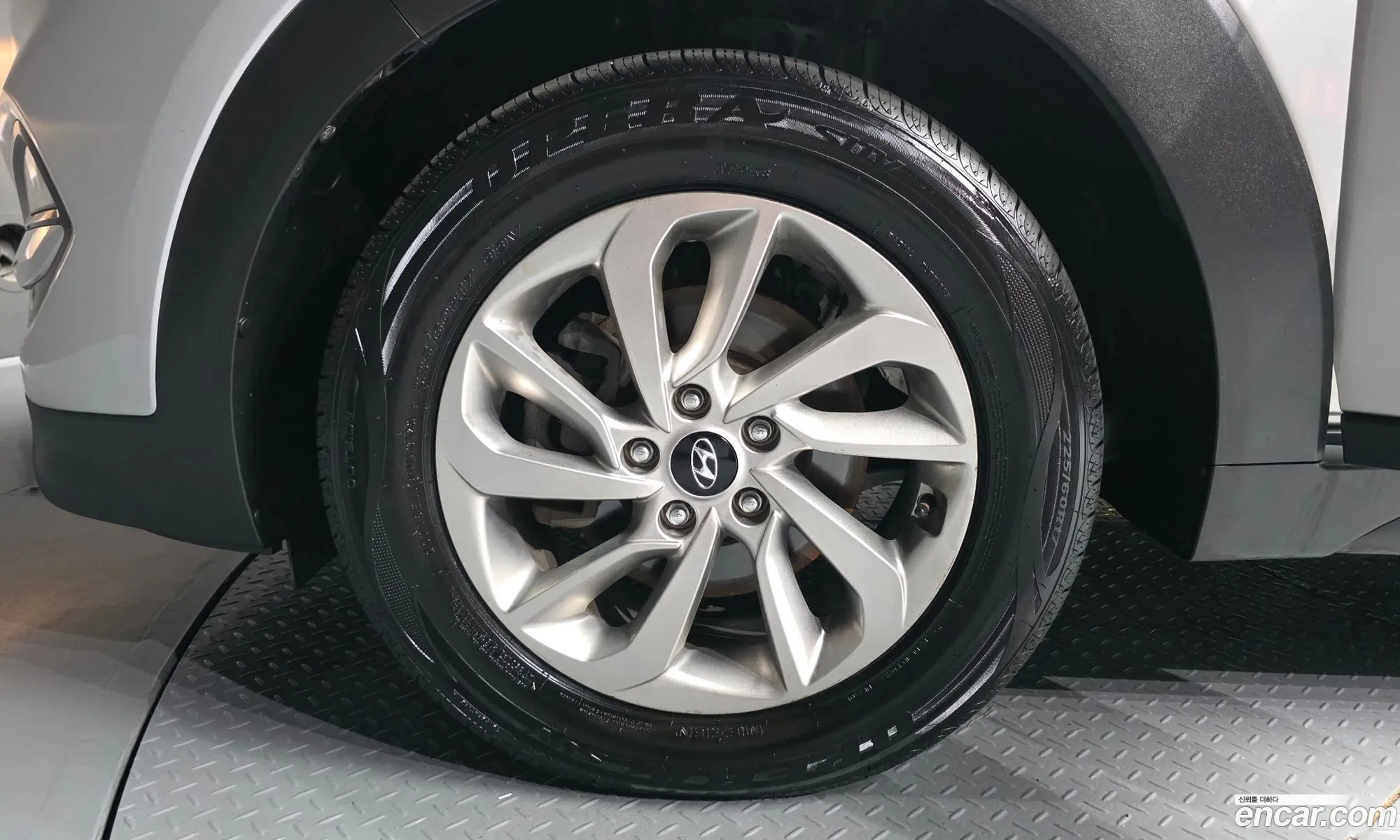 Hyundai Tucson 2017 — 18