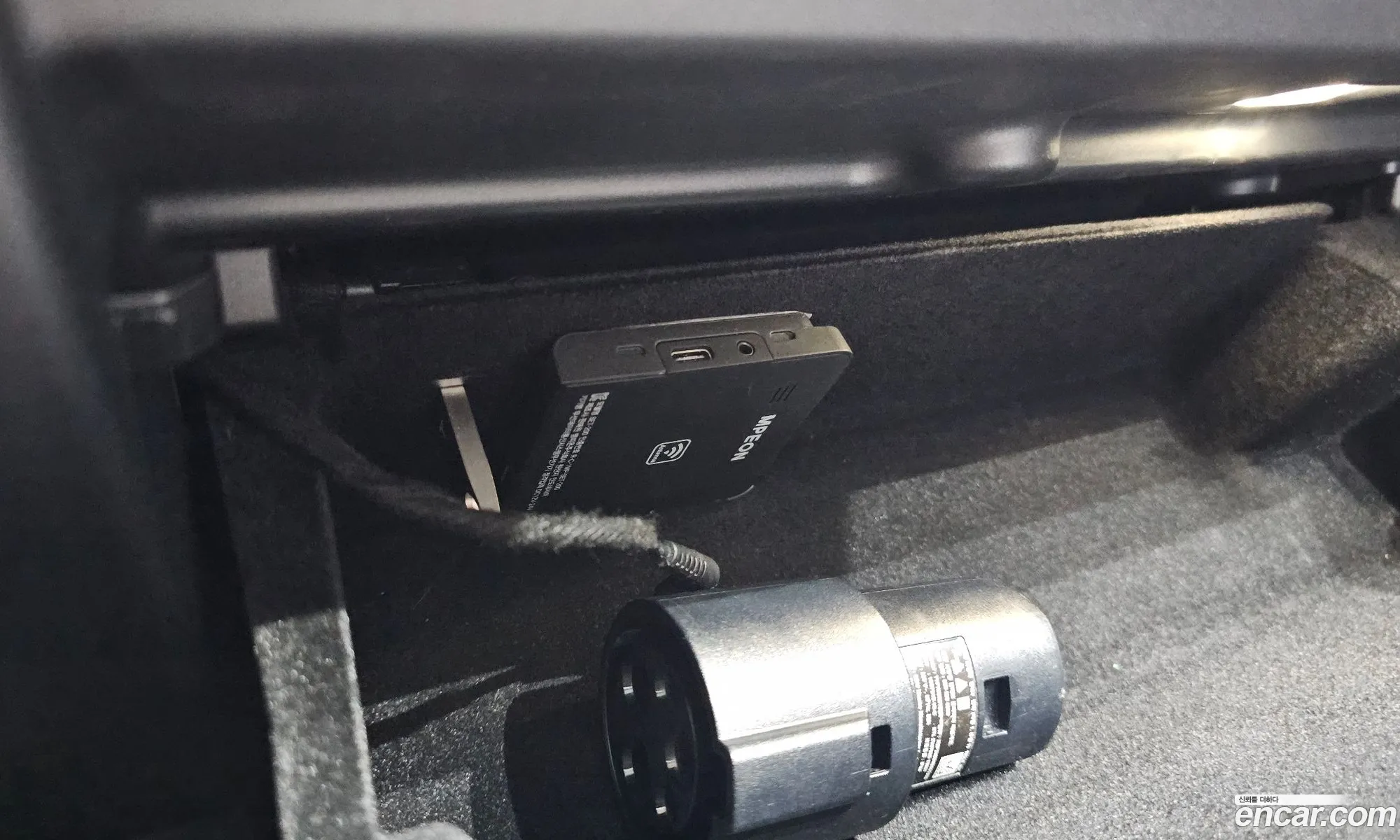Tesla Model Y 2024 — 21