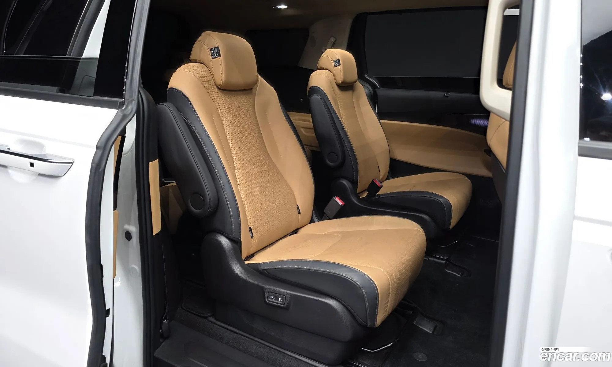 Kia Carnival 2023 KNANE813BPS291117 — 11