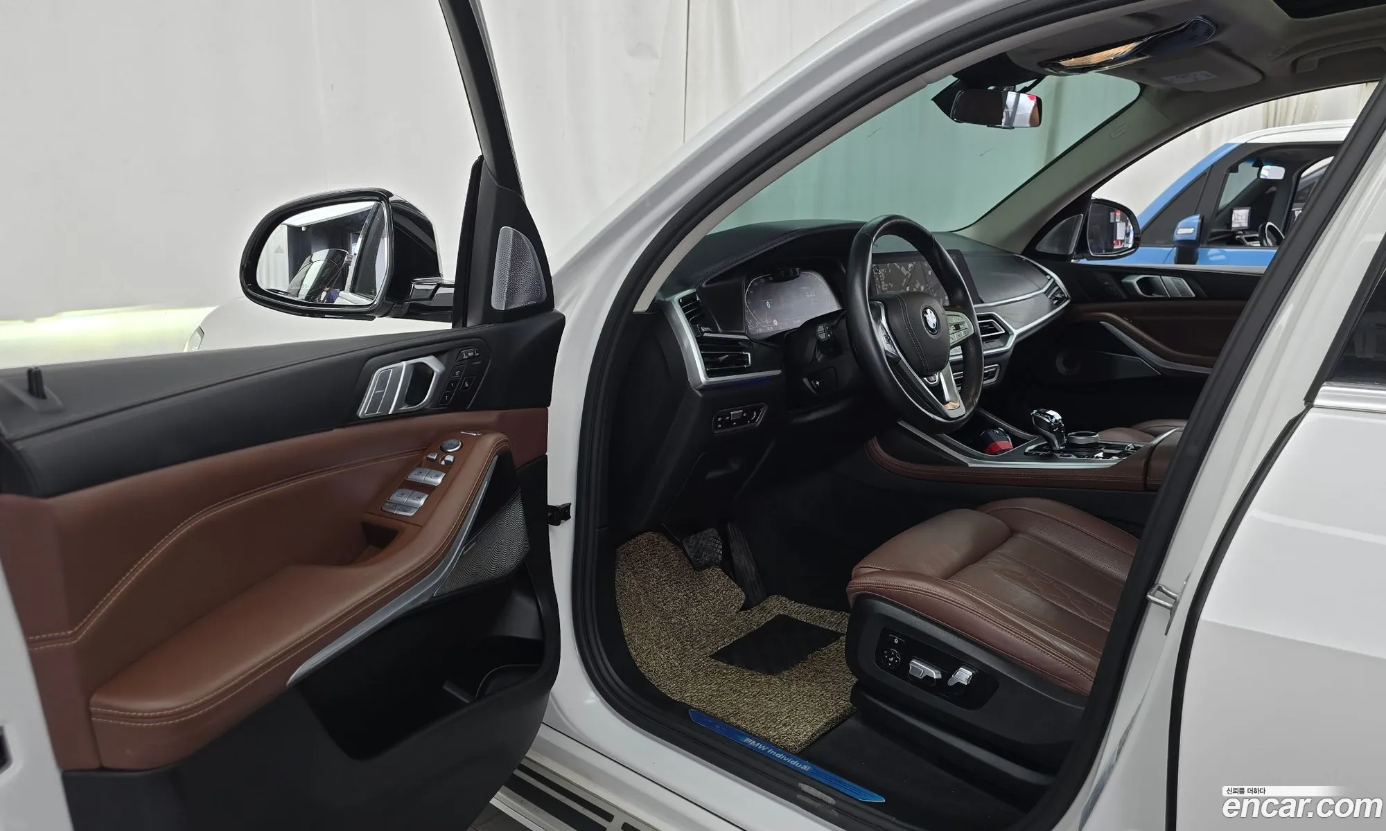 BMW X7 2021 — 8