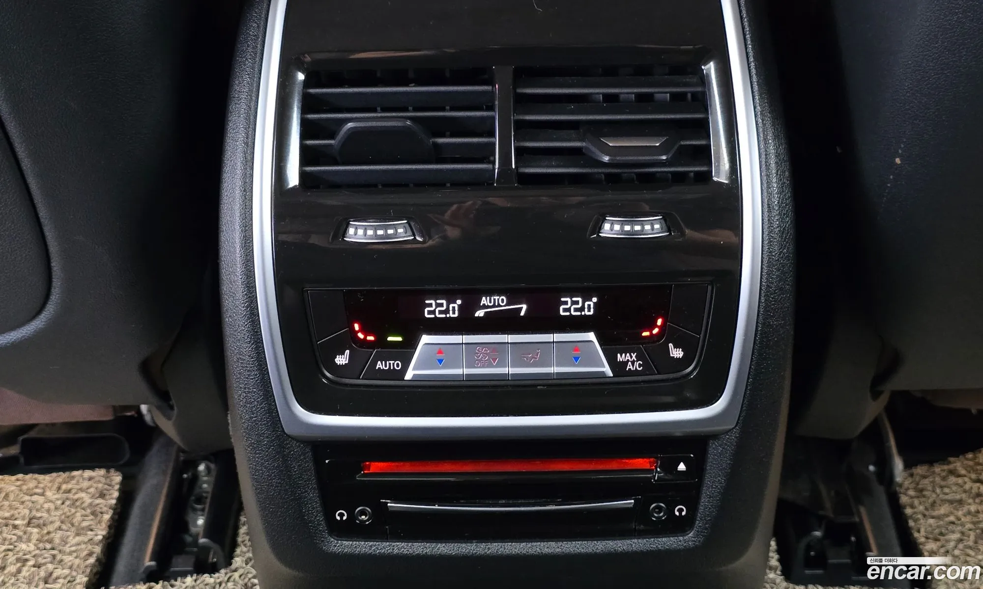 BMW X7 2021 — 14