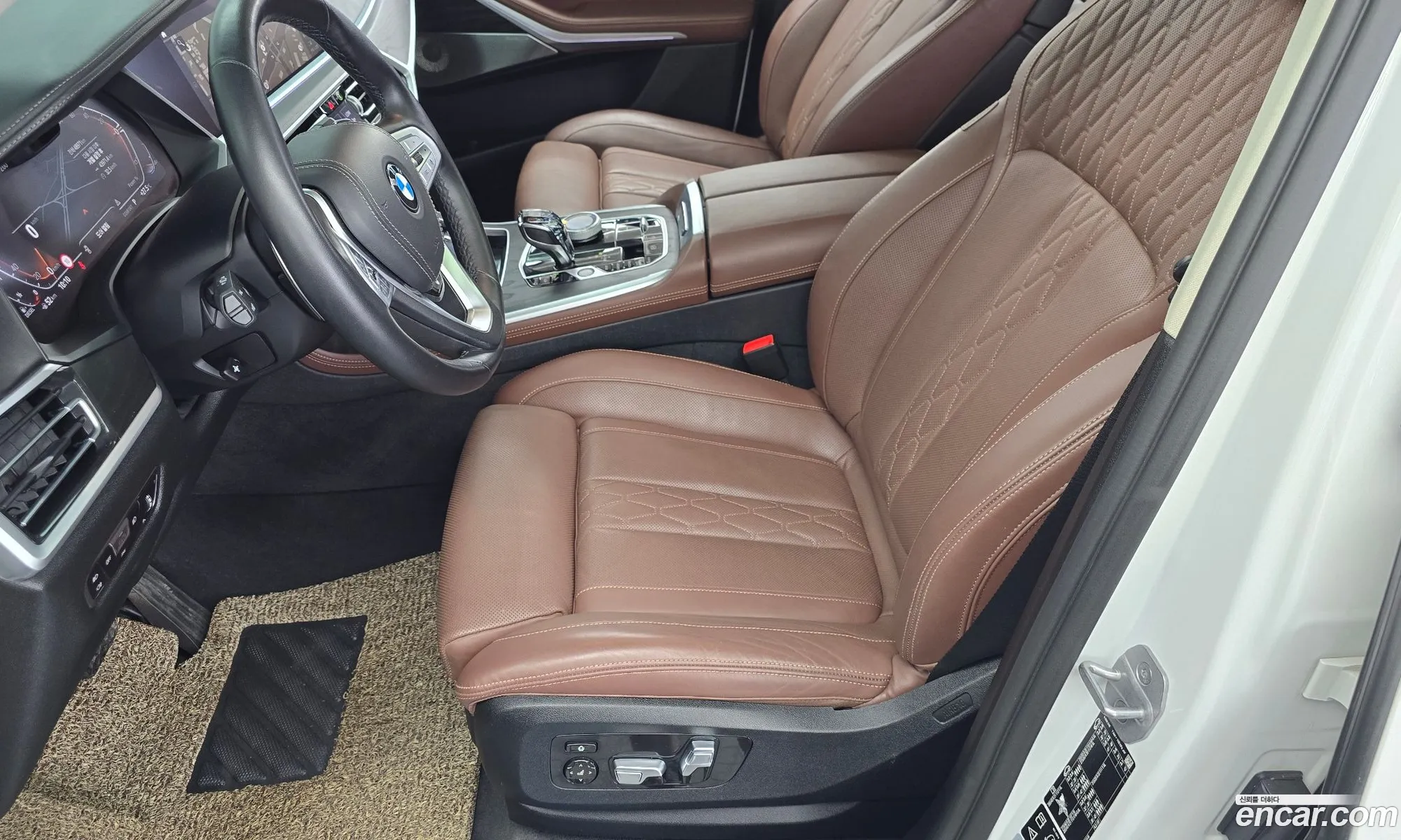 BMW X7 2021 — 3