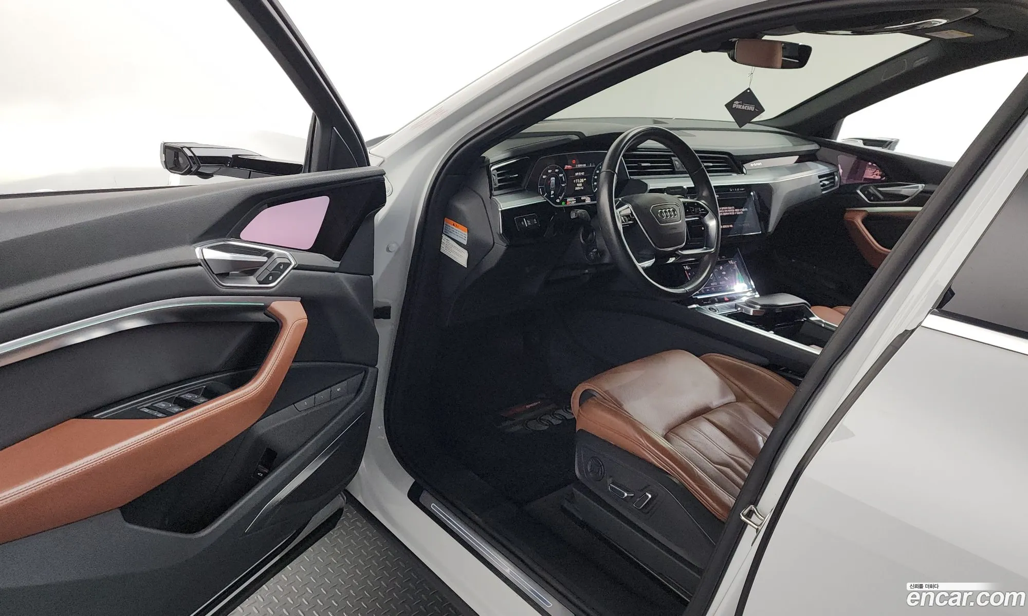 Audi e-tron 2021 WAUZZZGE5NB001740 — 3