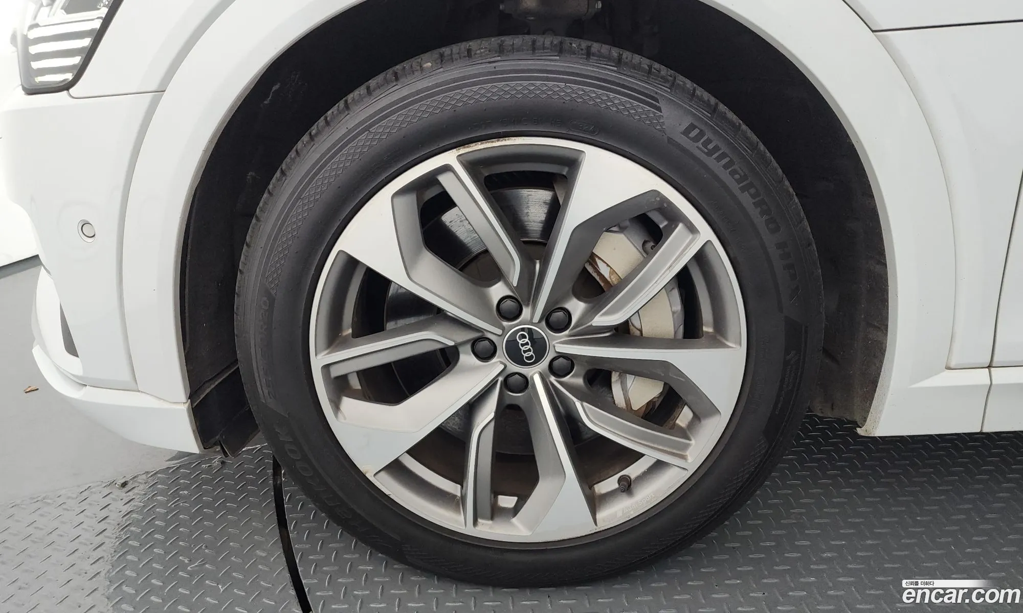 Audi e-tron 2021 WAUZZZGE5NB001740 — 5