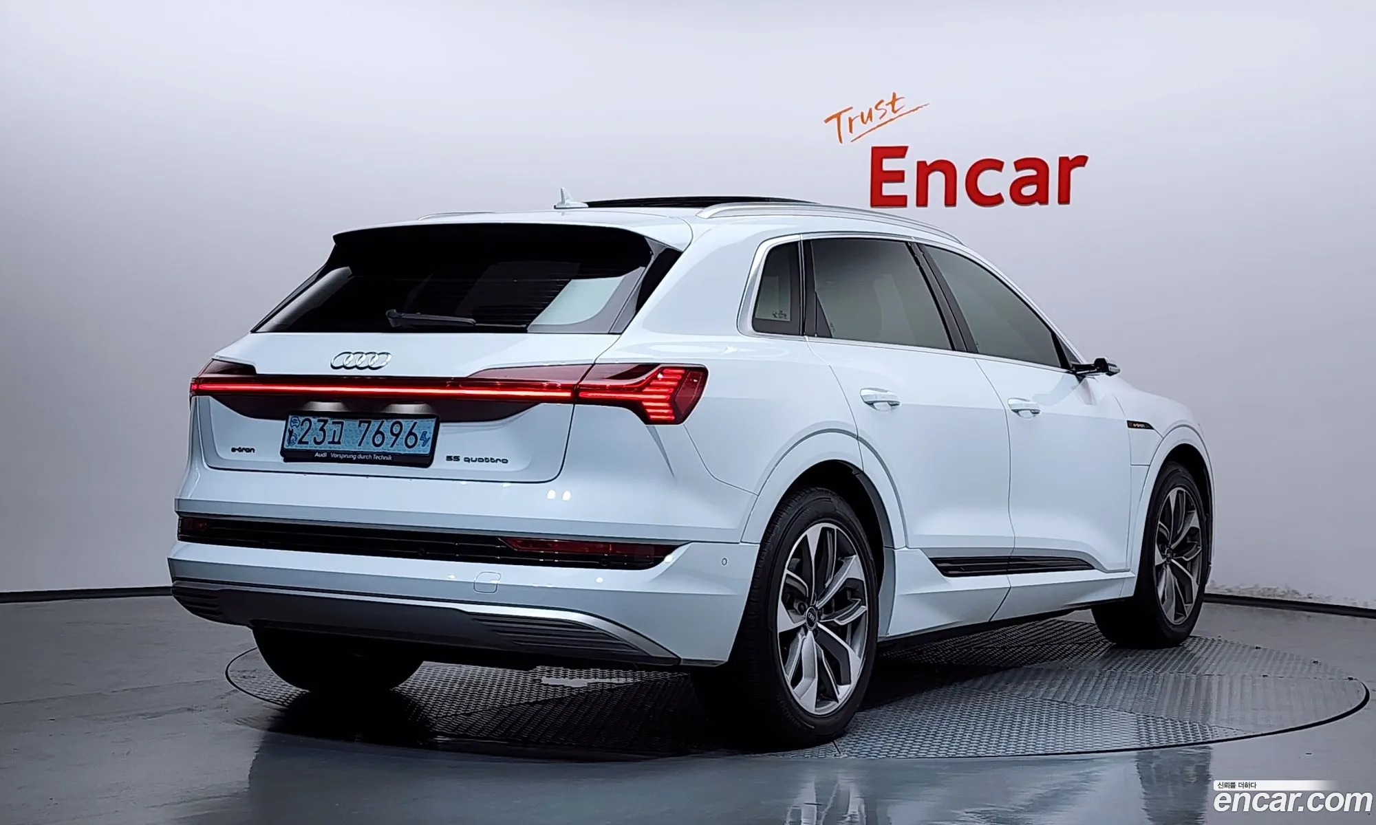 Audi e-tron 2021 WAUZZZGE5NB001740 — 19