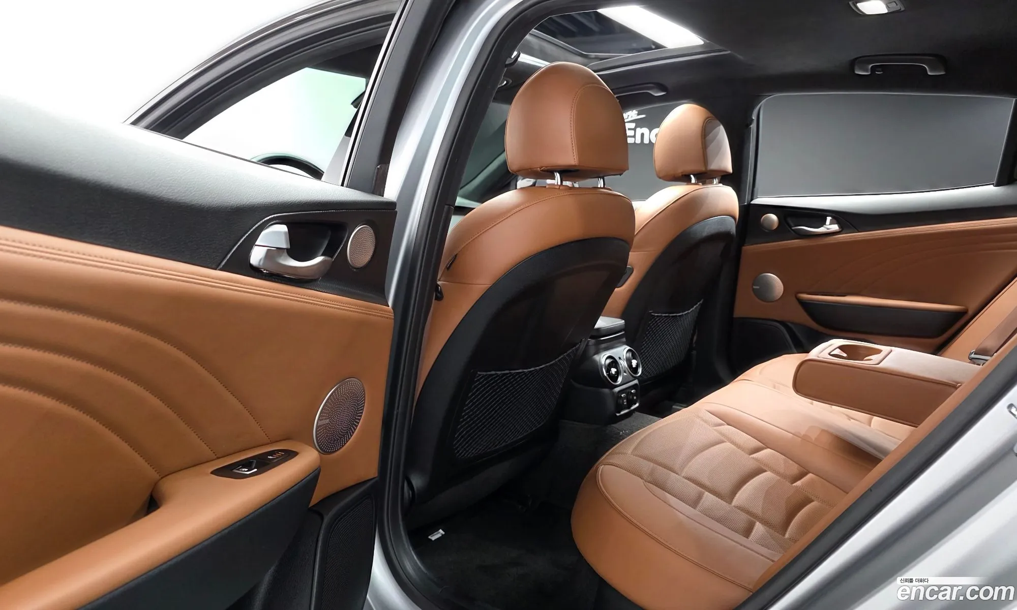 Kia Stinger Meister 2023 — 12