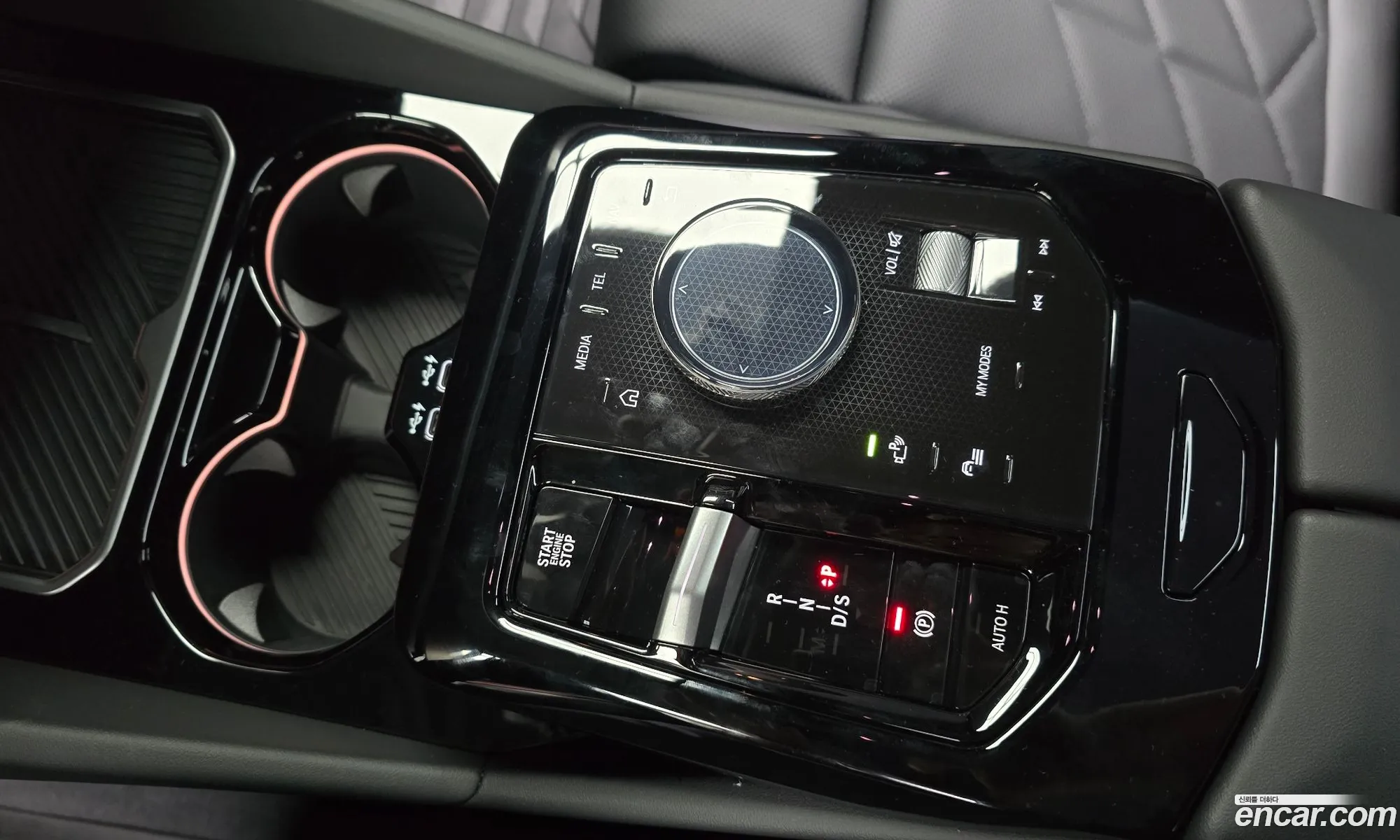 BMW 5 Series 2025 — 21