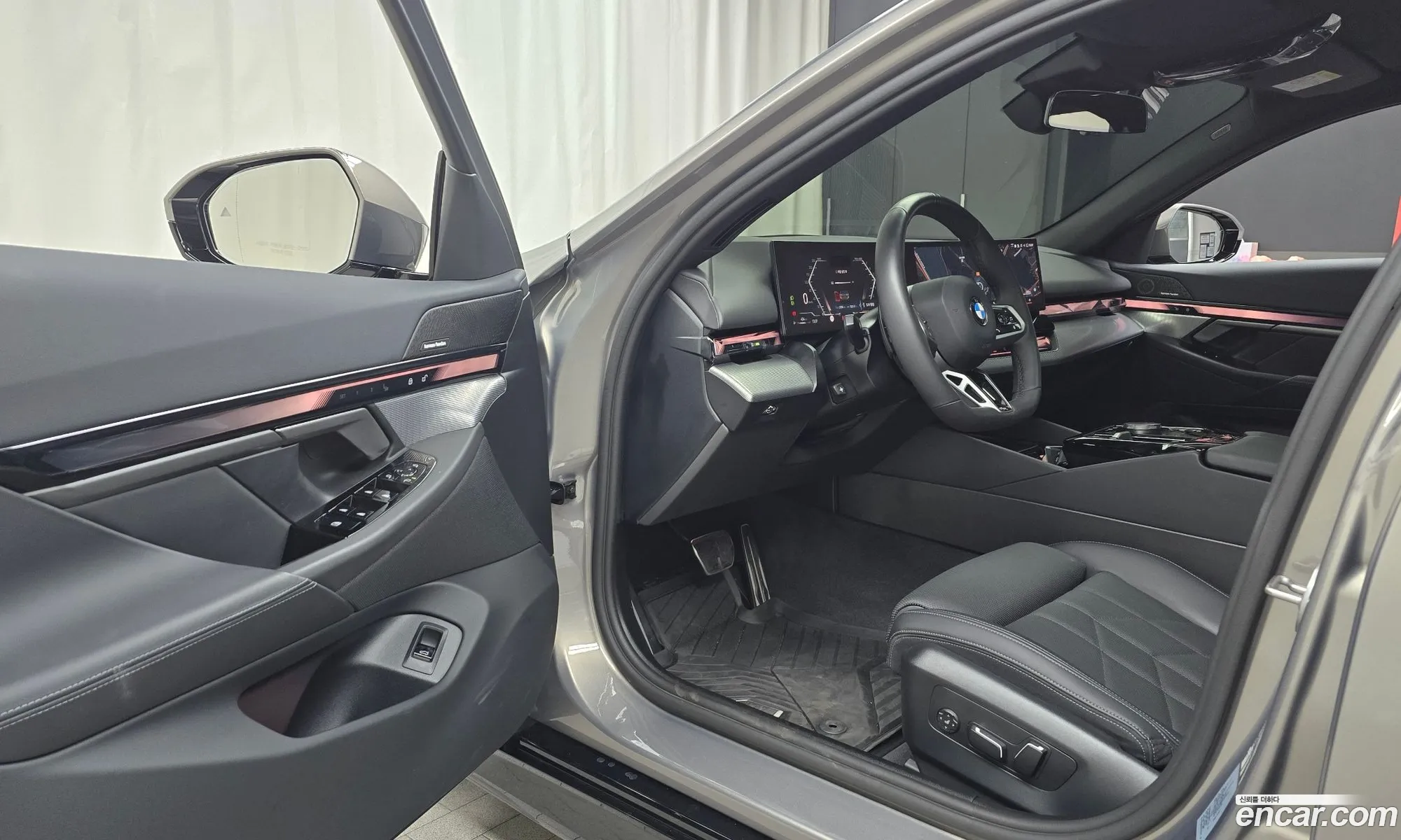 BMW 5 Series 2025 — 11