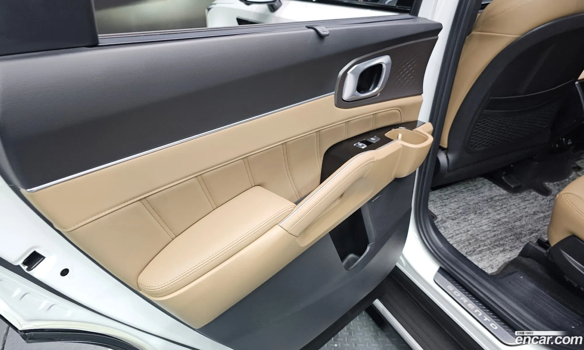 Kia Sorento 2024 — 32