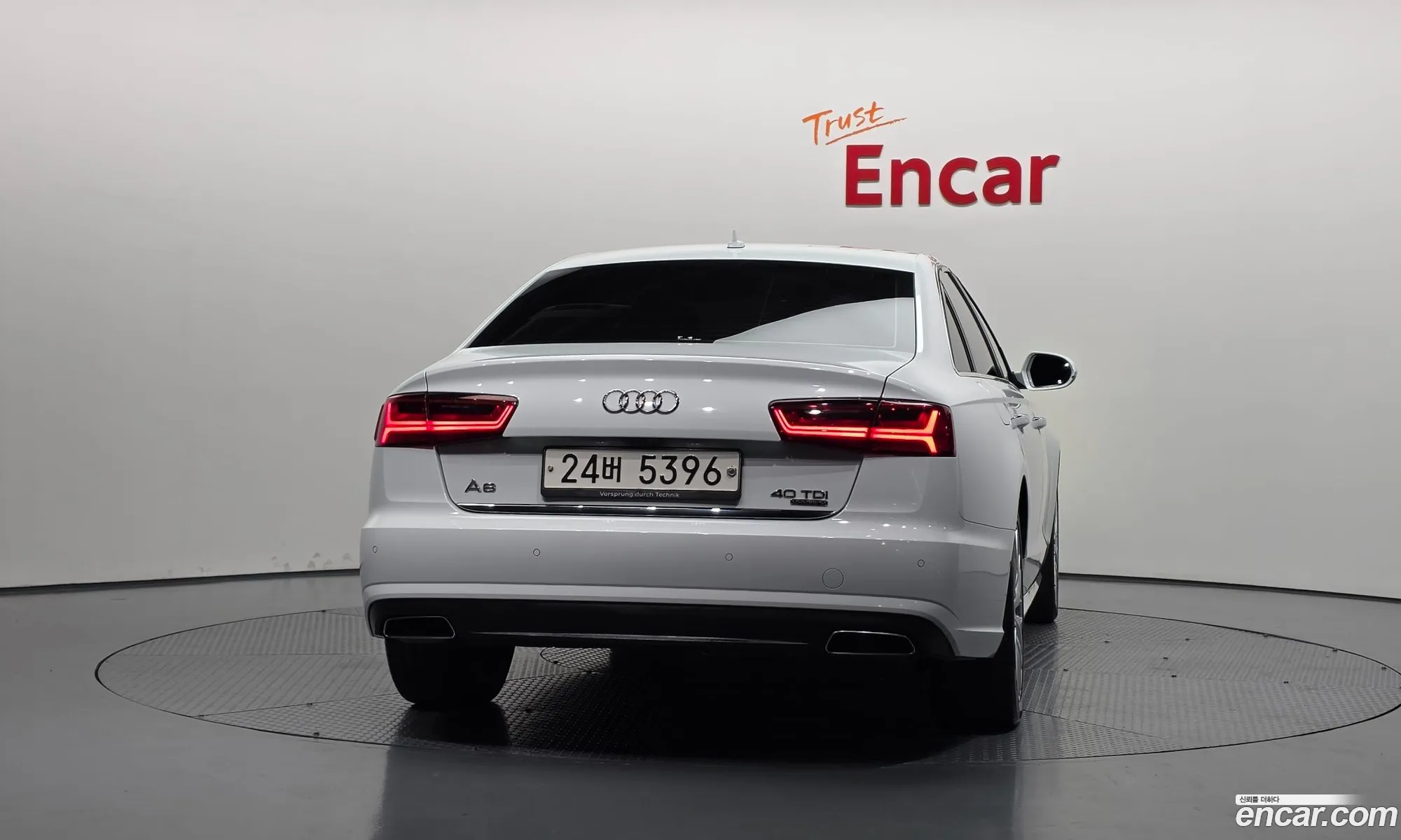 Audi A6 2015 — 13