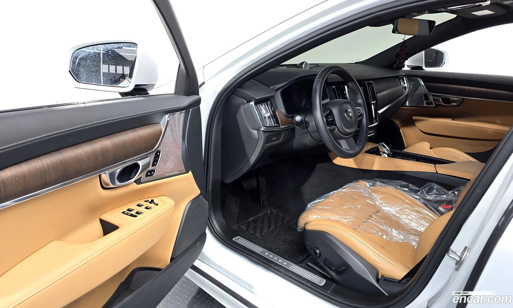 Volvo S90 2023 LVYPT0621PP348348 — 28