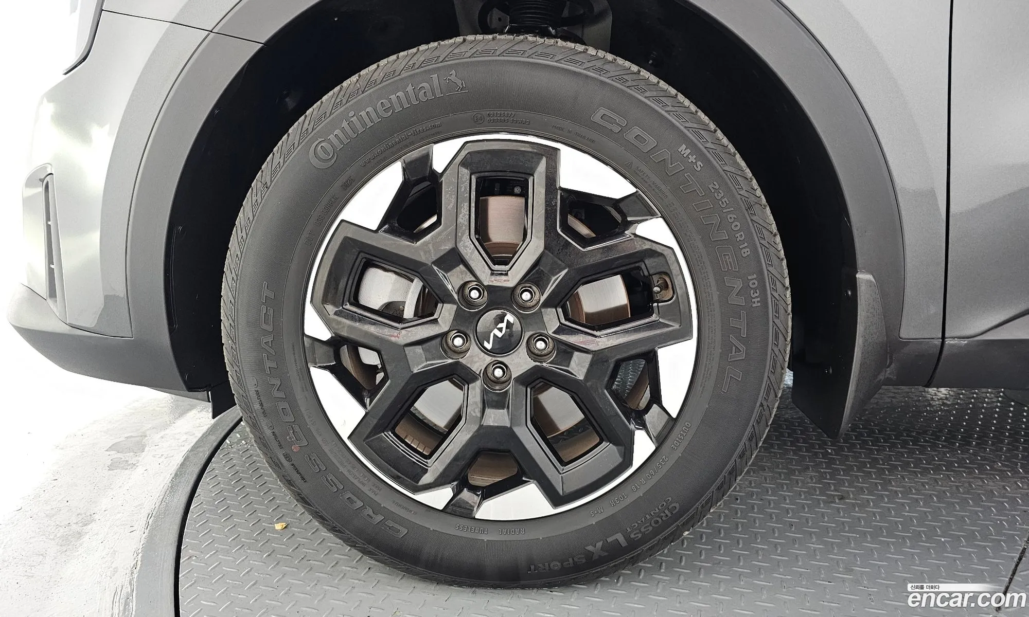 Kia Sorento 2025 — 16