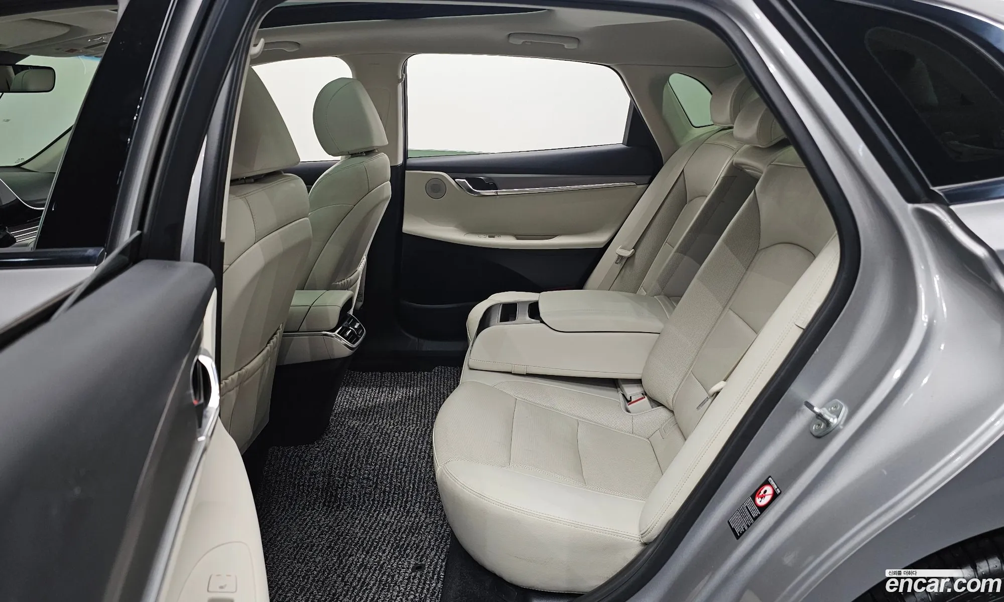 Hyundai Grandeur IG 2021 — 23