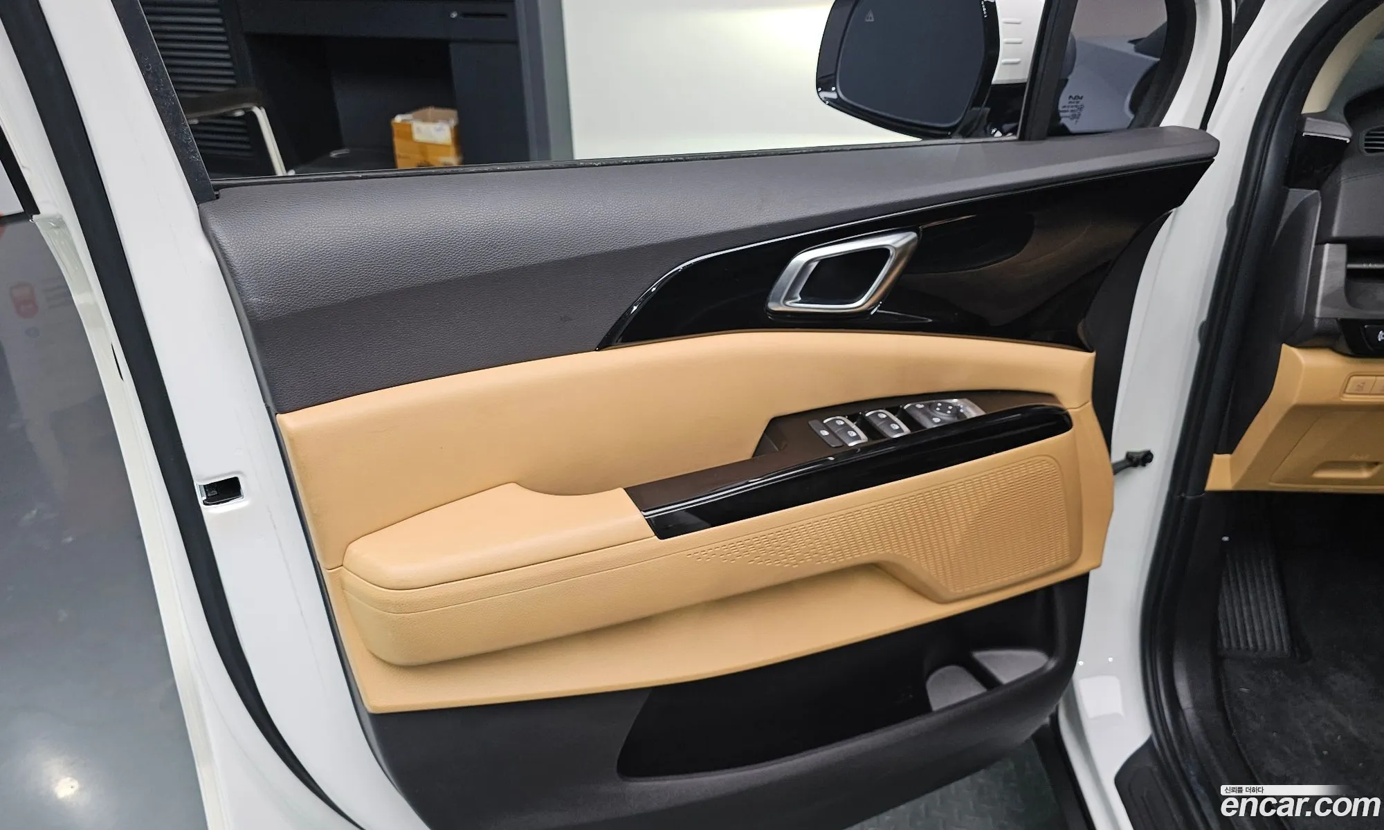 Kia Carnival 2022 — 3