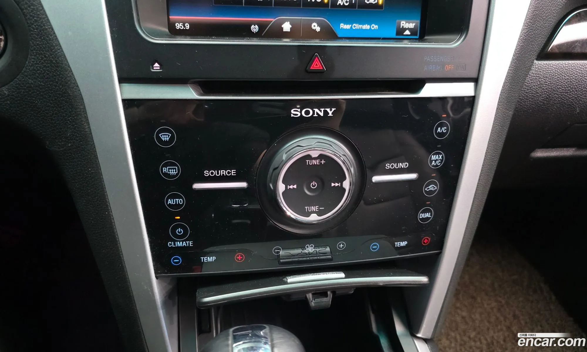 Ford Explorer 2014 1FM5K8F80FGA49612 — 16