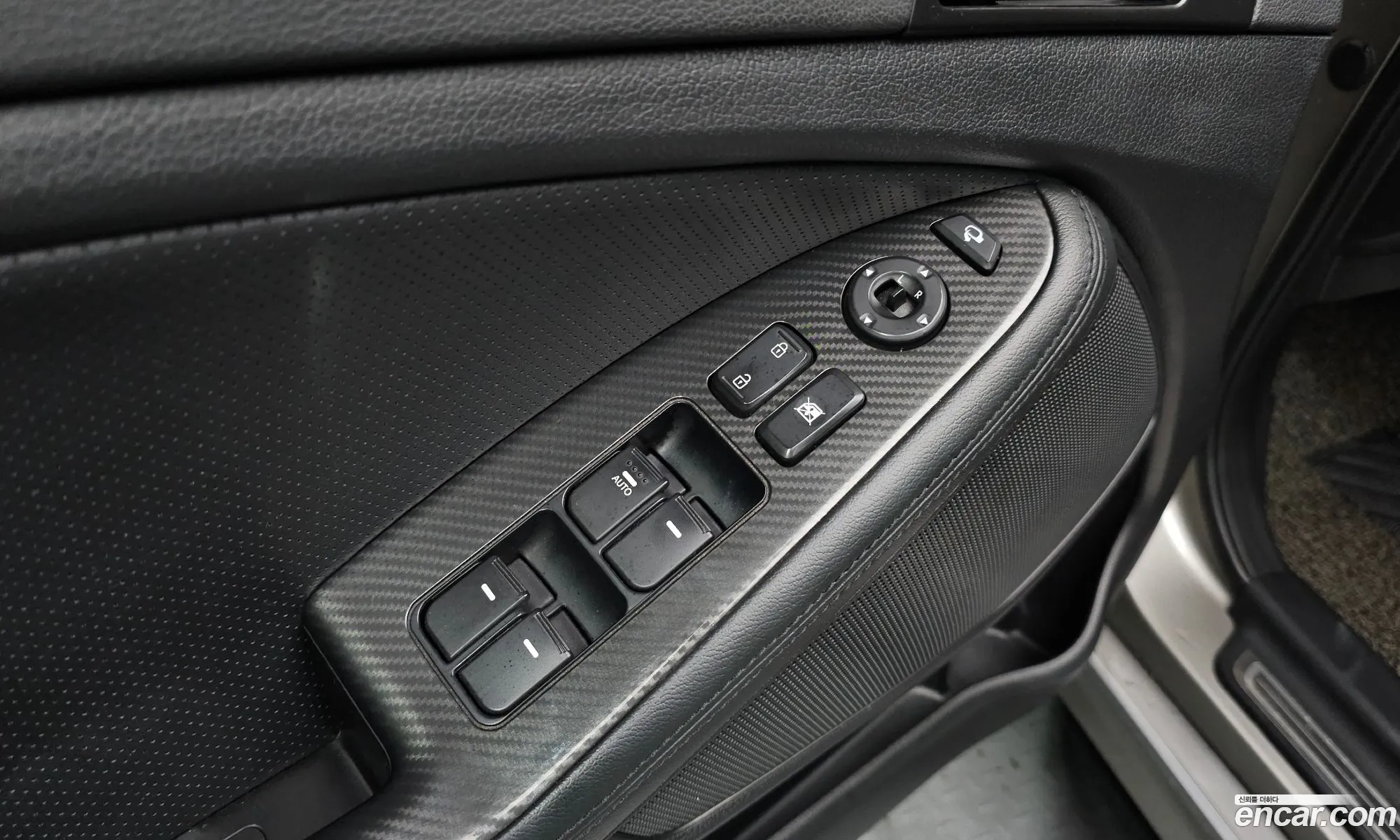Kia K5 Hybrid 2013 — 2