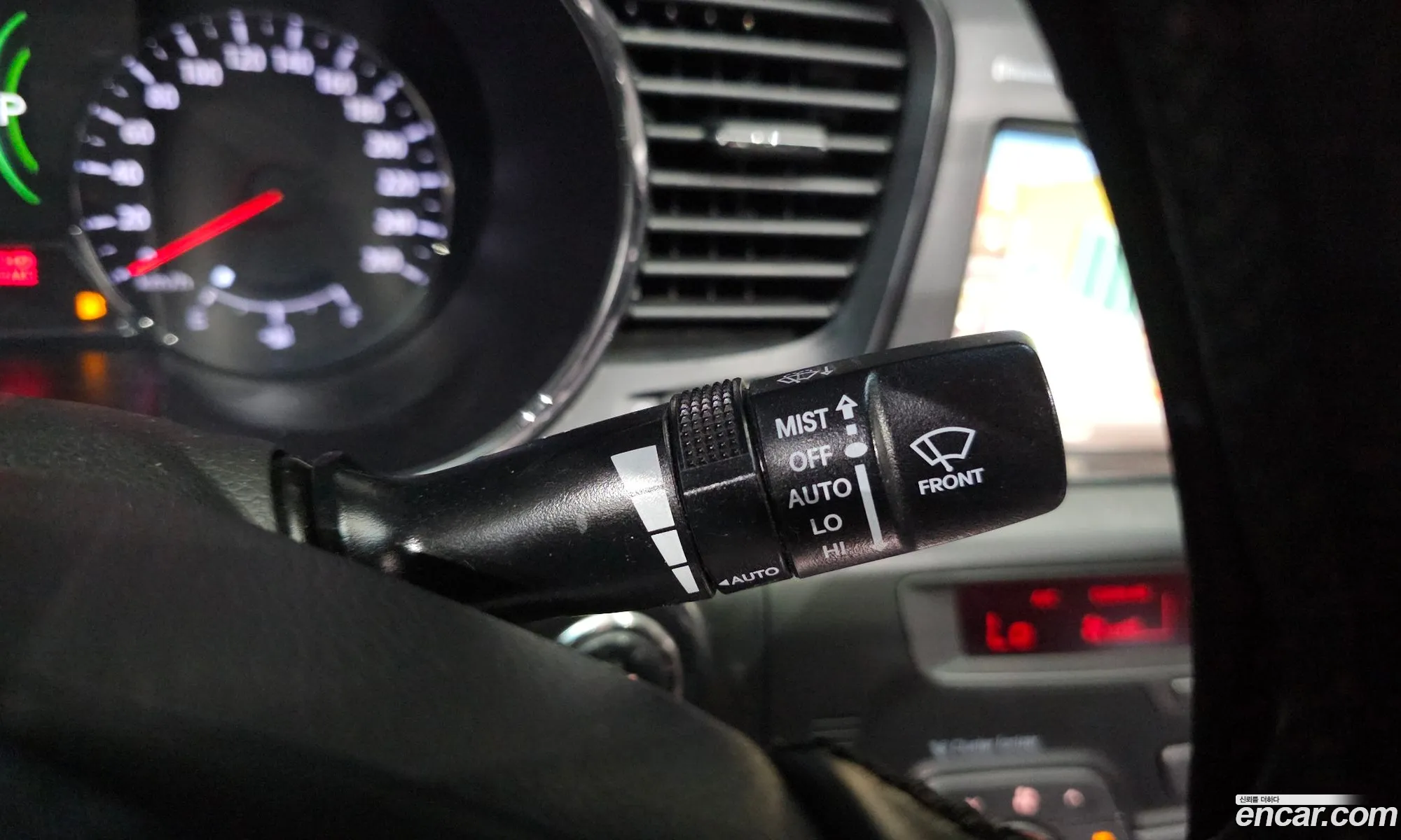 Kia K5 Hybrid 2013 — 26