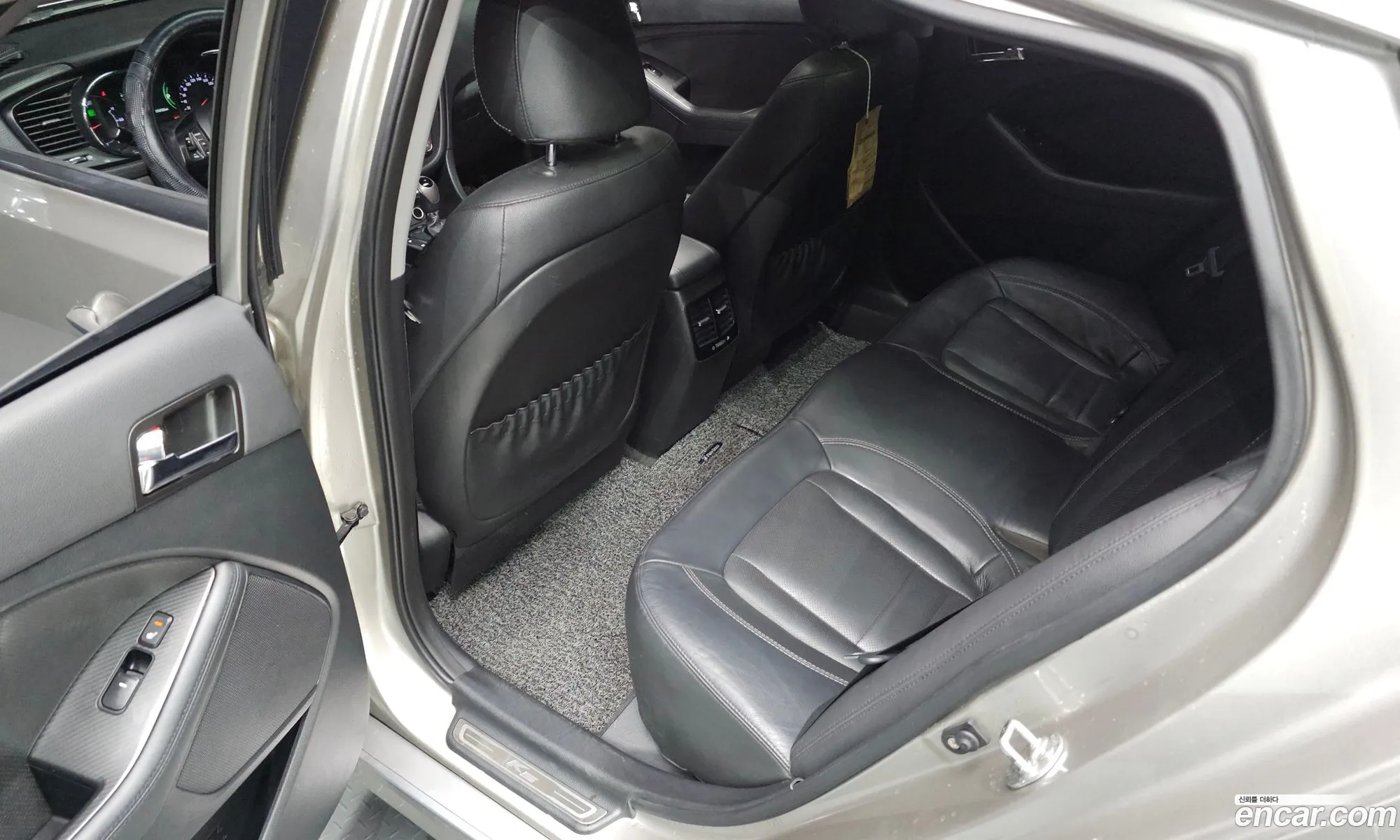 Kia K5 Hybrid 2013 — 22