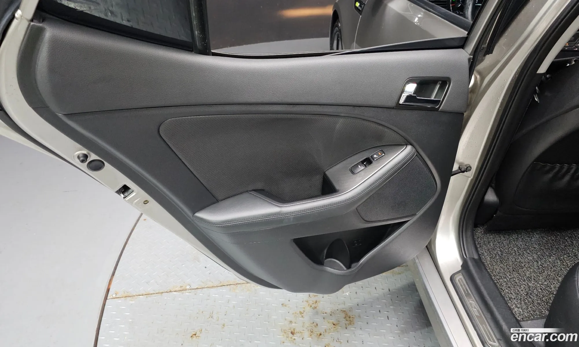 Kia K5 Hybrid 2013 — 23