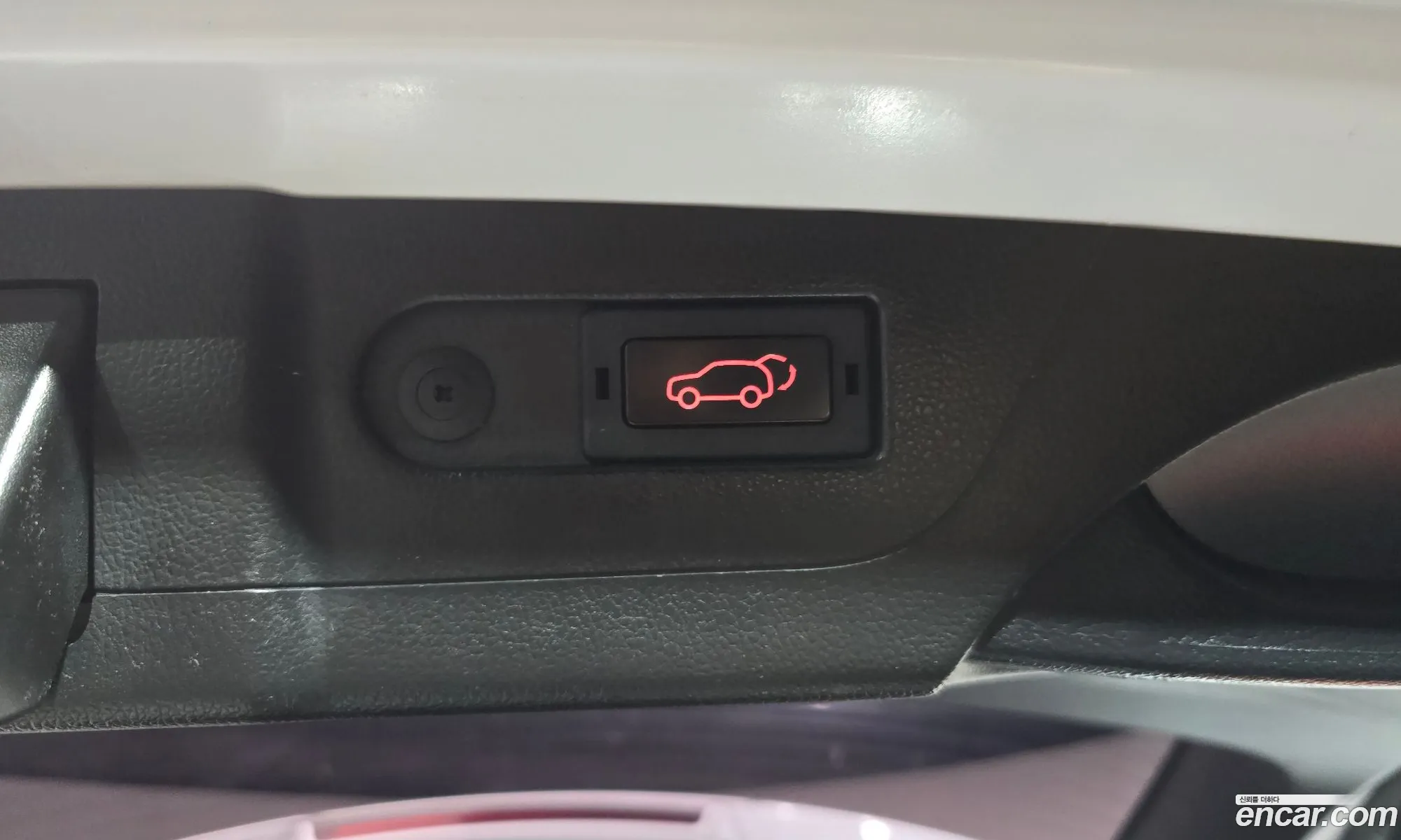 KG Mobility (SsangYong) G4 Rexton 2018 — 24