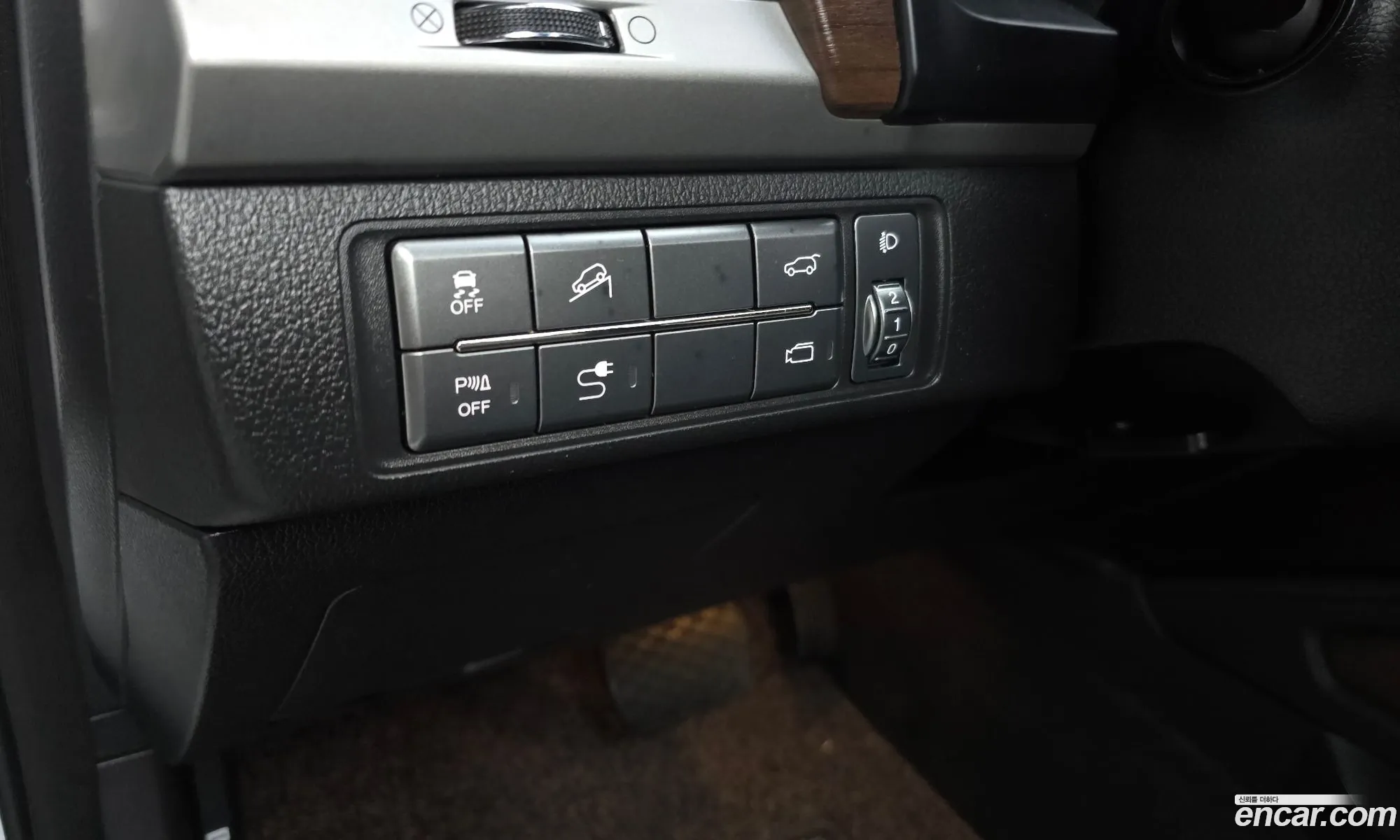 KG Mobility (SsangYong) G4 Rexton 2018 — 9