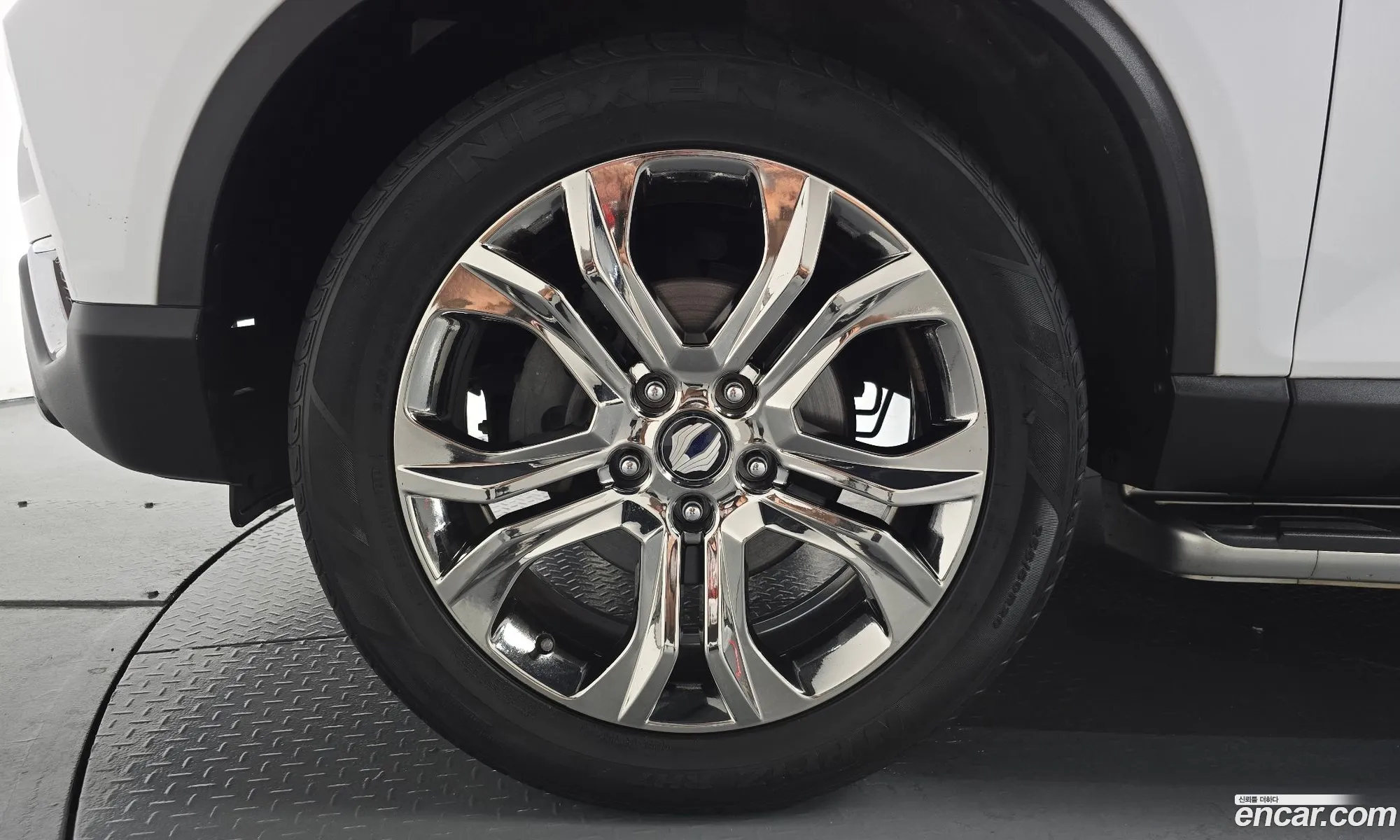KG Mobility (SsangYong) G4 Rexton 2018 — 14