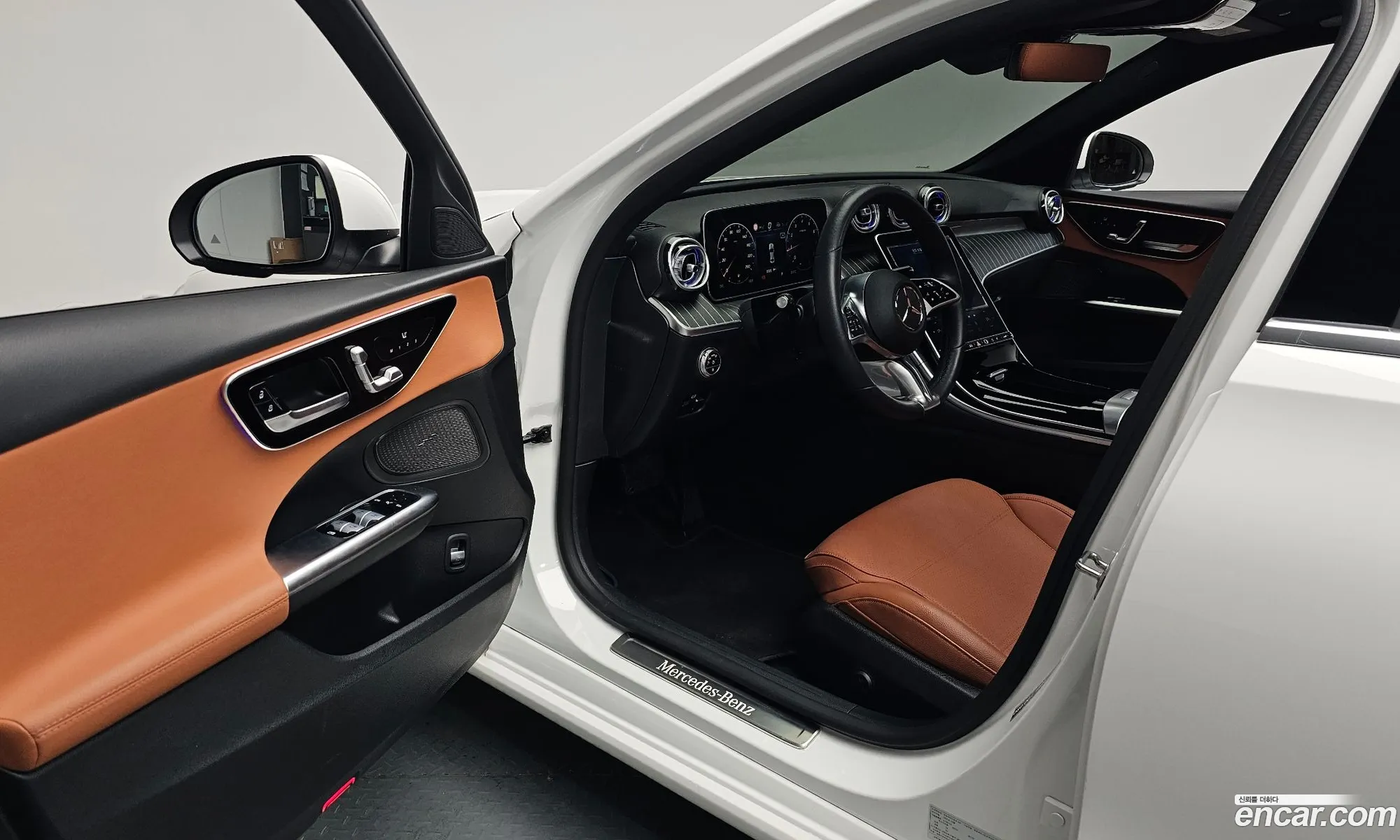 Mercedes-Benz C-Class W206 2023 — 2