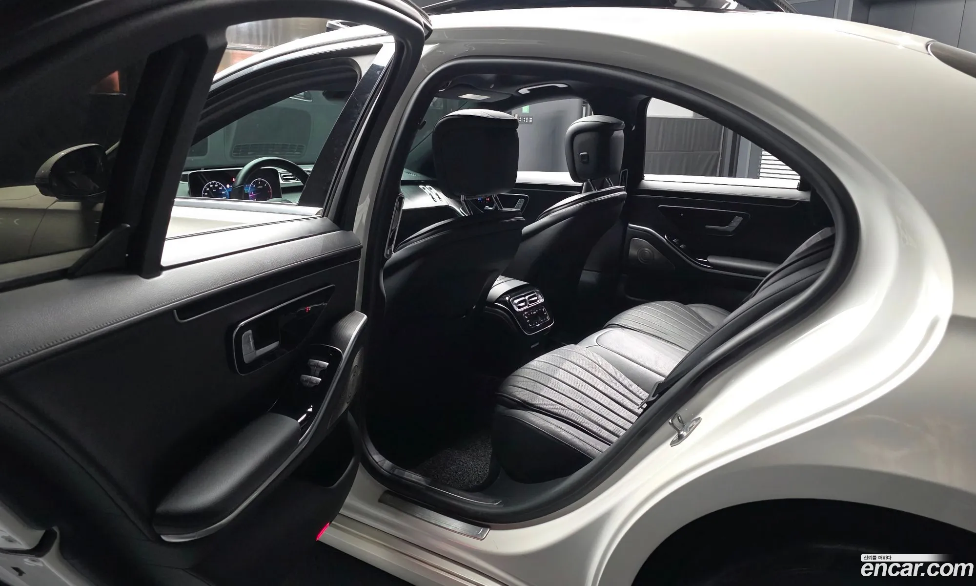 Mercedes-Benz S-Class W223 2021 — 14