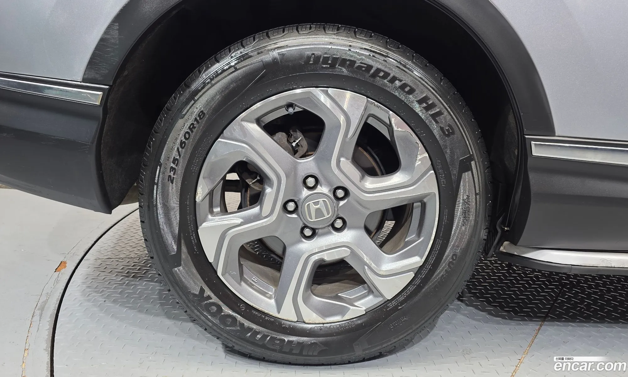 Honda CR-V 2017 5J6RW2870HL520715 — 18