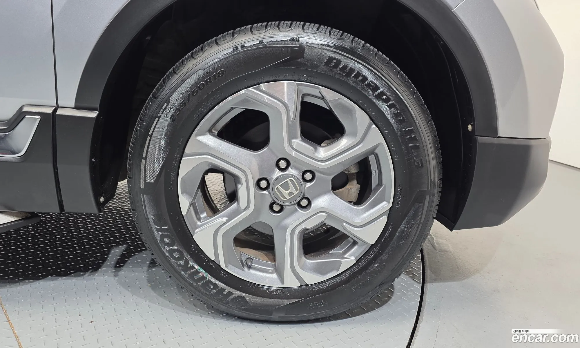 Honda CR-V 2017 5J6RW2870HL520715 — 17