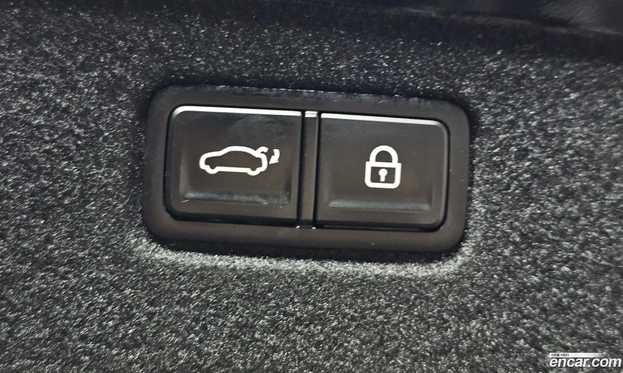 Kia K9 2023 — 33