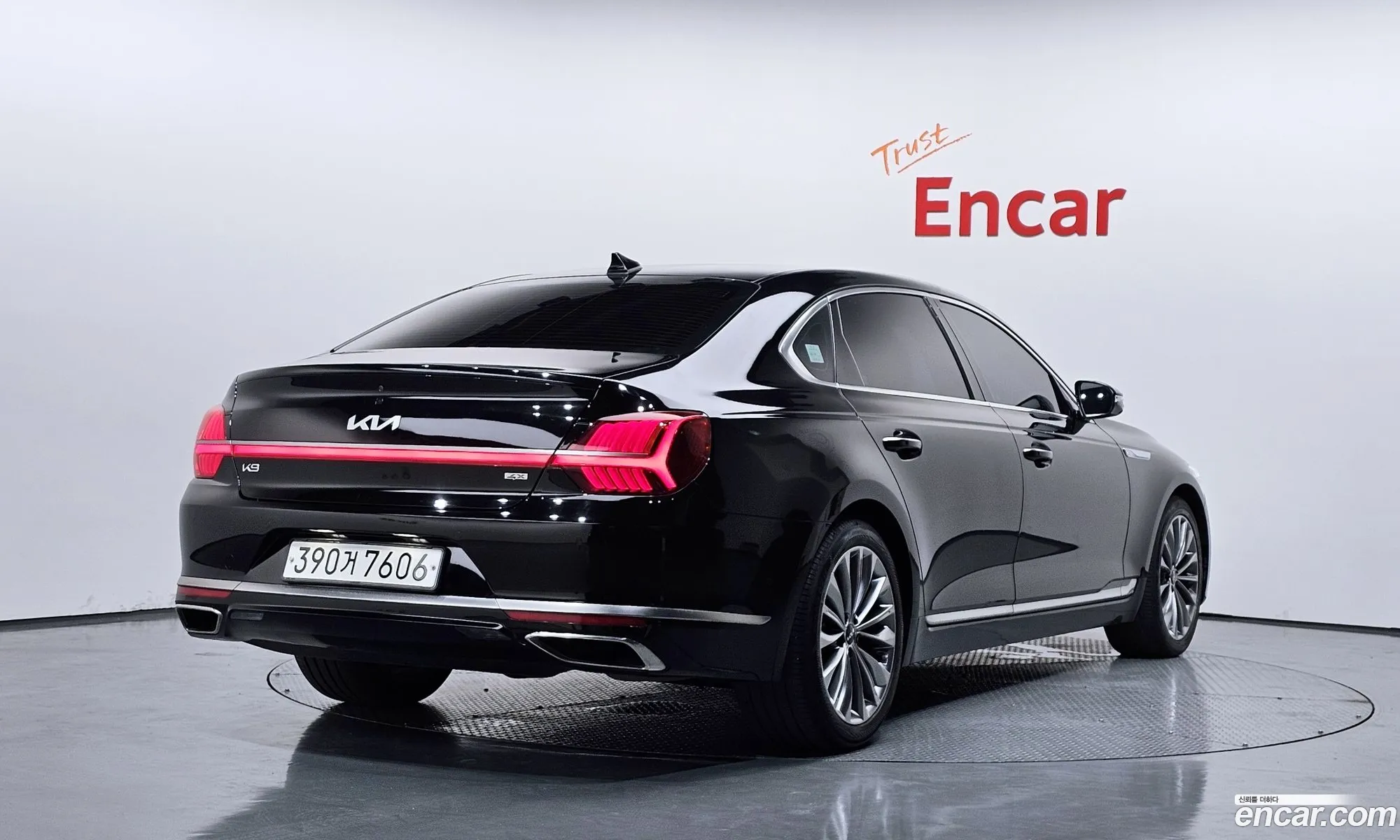 Kia K9 2023 — 30