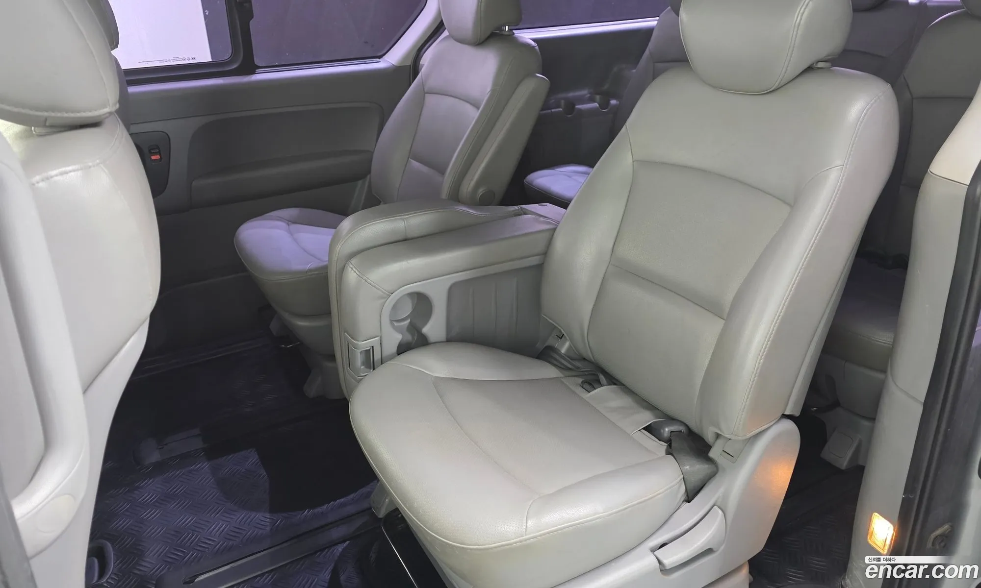 Hyundai Grand Starex 2013 — 8